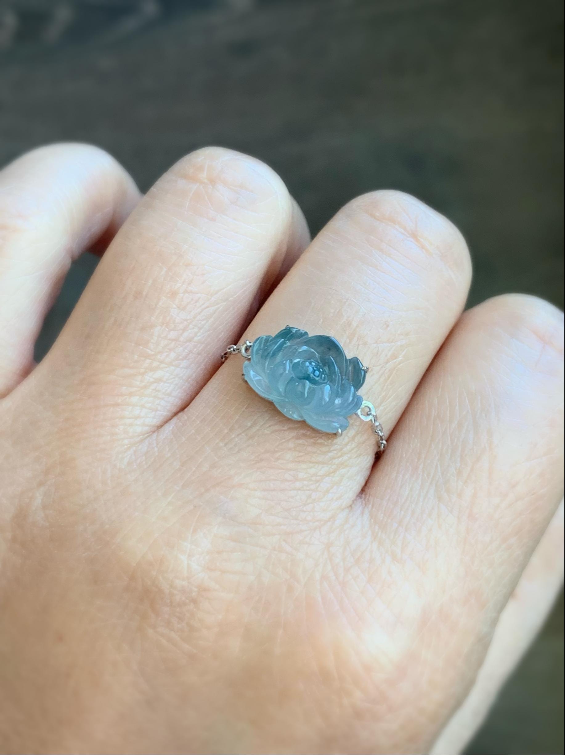 Certified Natural Burmese Icy Translucent Dark Blue Marbled Jadeite Lotus Flower Chain Ring 18K White Gold Adjustable 天然缅甸冰胶牛仔蓝飘花翡翠莲花镶嵌戒指