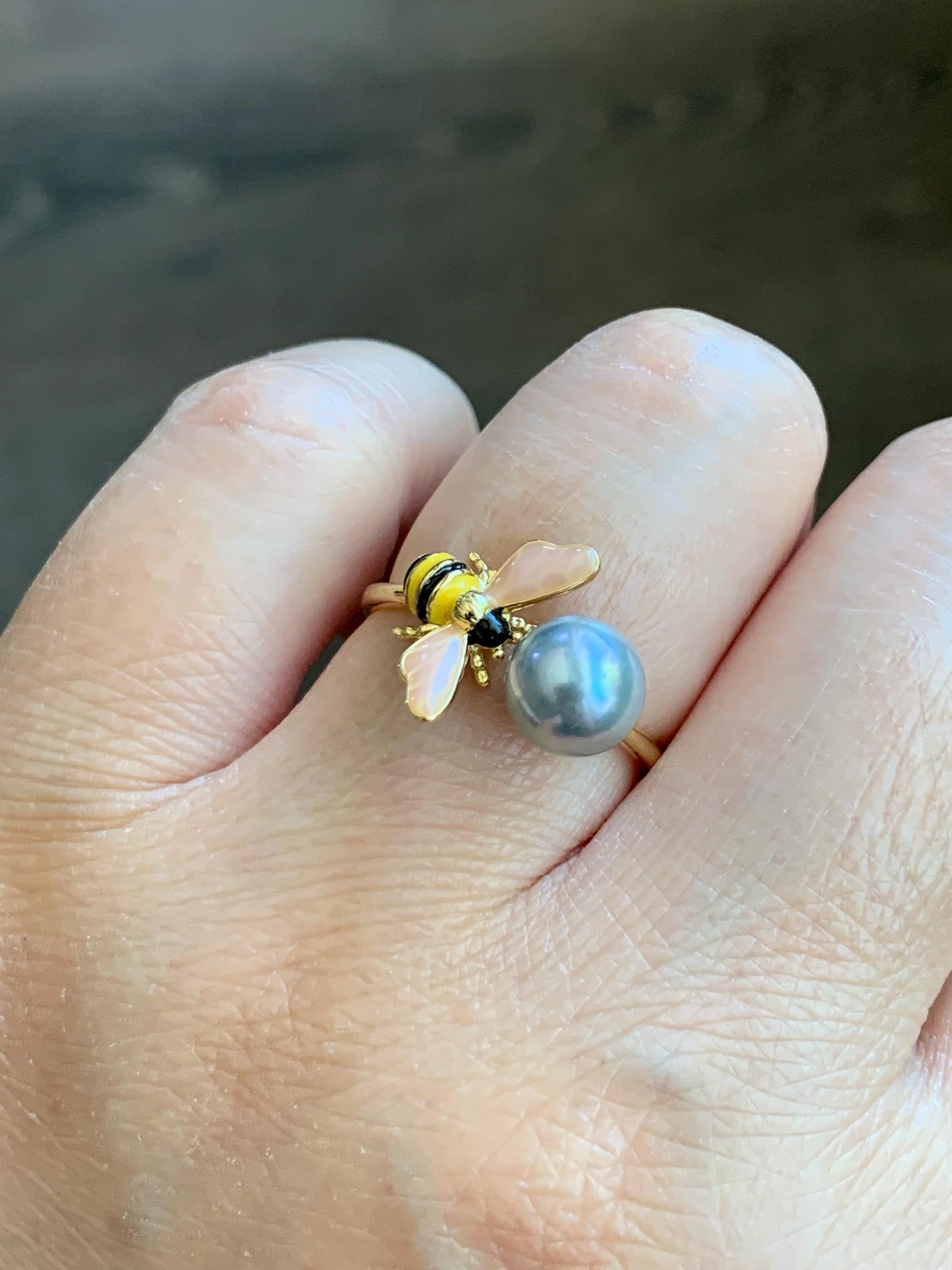 Natural Genuine Saltwater Silver Gray Pearl Round 925 Sterling Silver Ring Yellow Gold Overlay Adjustable 7.4mm 天然海水奶奶灰圆珍珠银托戒指 NNH512-4C