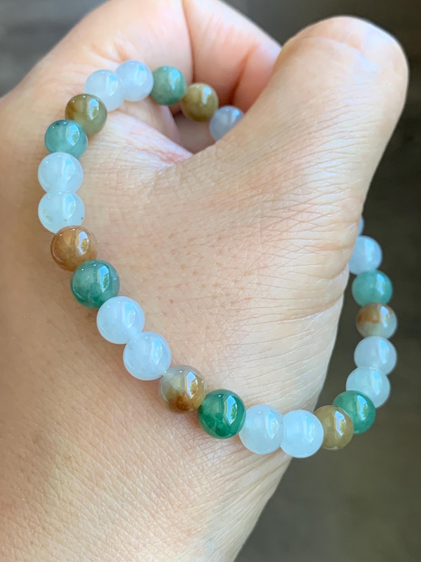 Natural Burmese Icy Translucent Multi-Colored Jadeite Petite Beads Beaded Bracelet Rabbit Charm Stretchy 6.7mm 7” 16g 天然缅甸冰多宝翡翠星星月亮手串