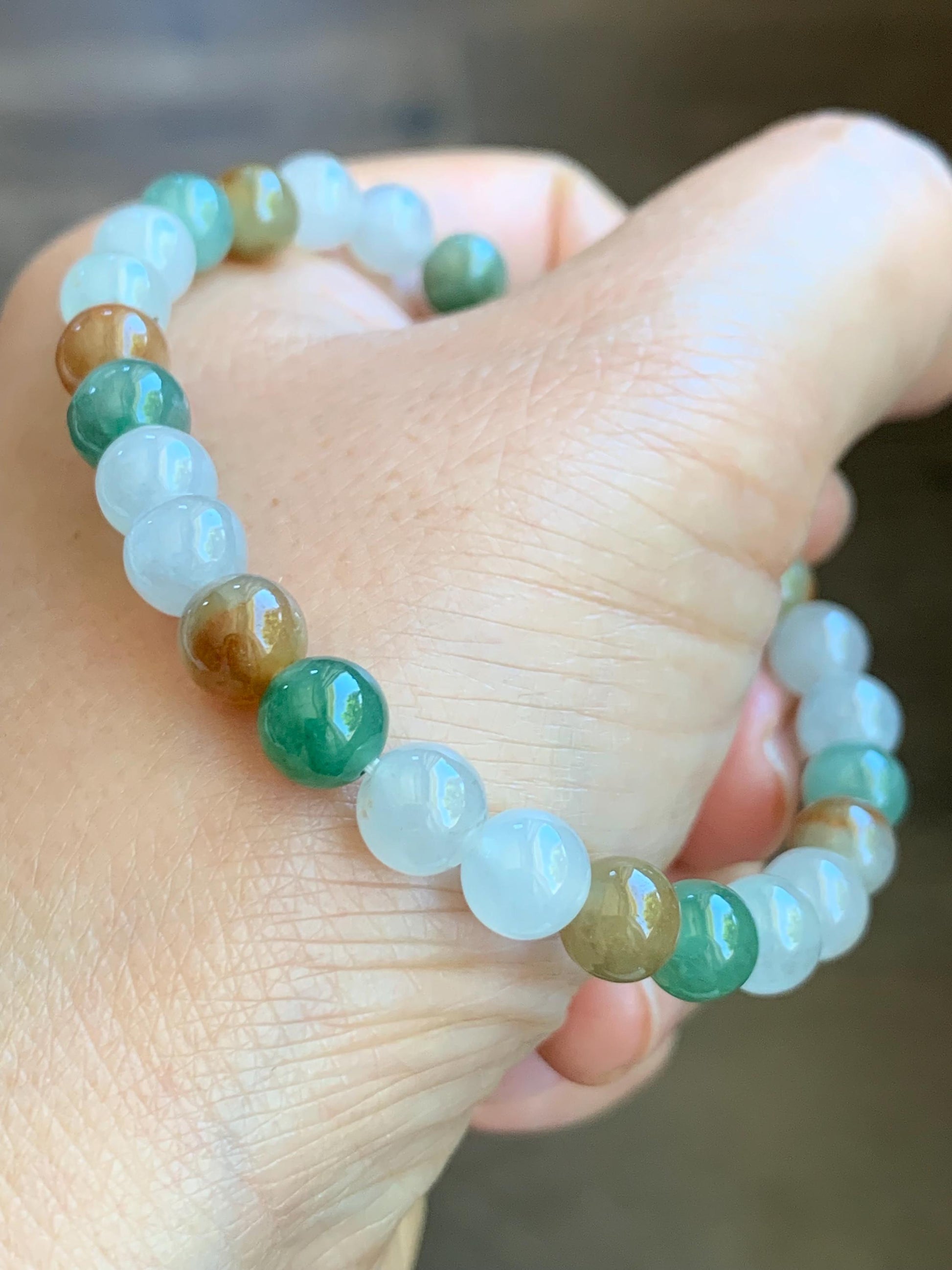 Natural Burmese Icy Translucent Multi-Colored Jadeite Petite Beads Beaded Bracelet Rabbit Charm Stretchy 6.7mm 7” 16g 天然缅甸冰多宝翡翠星星月亮手串