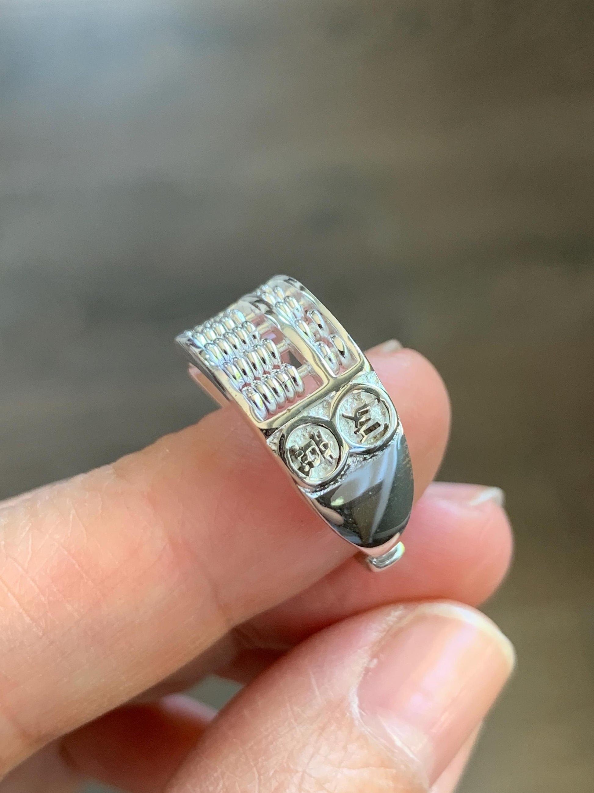Solid 999 Sterling Silver Abacus Ring Size 8 Adjustable 6 grams 999足银如意算盘戒指