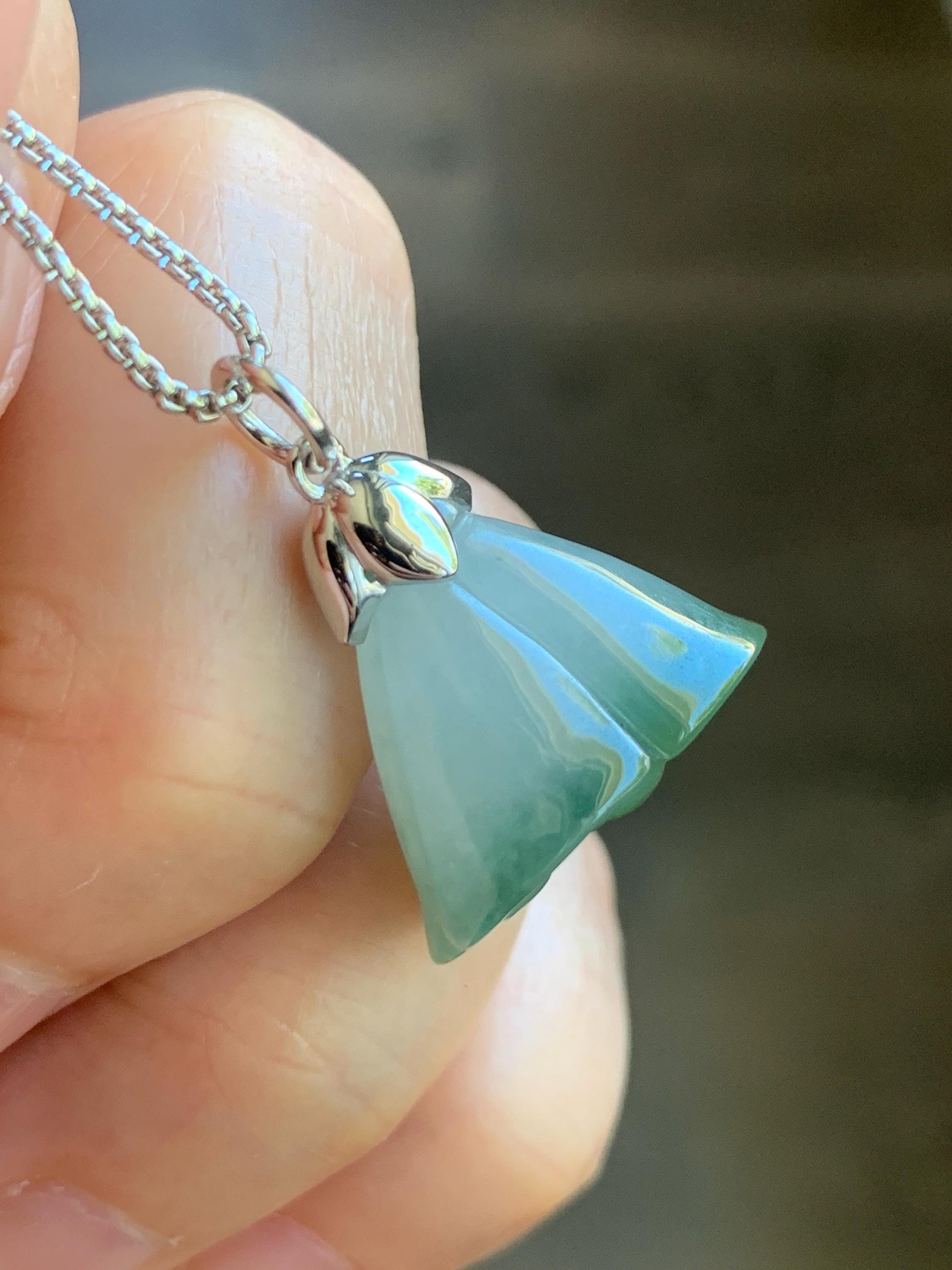 Certified Natural Burmese Icy Translucent Gelatinous Light Green Marbled Jadeite Lotus Pod Pendant 18K White Gold 天然缅甸冰胶晴底飘花翡翠莲蓬镶嵌吊坠 8615