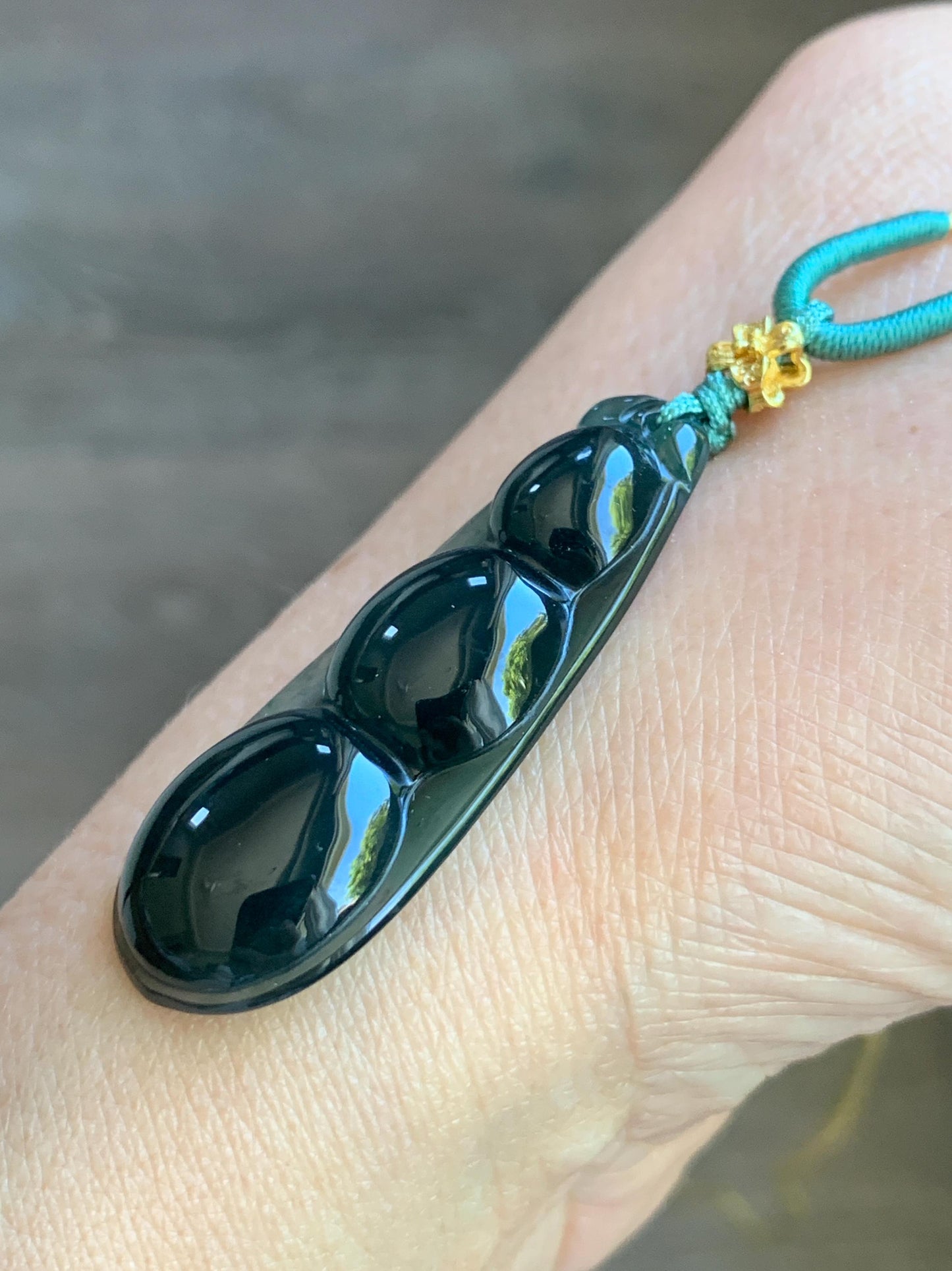 Natural Guatemalan Icy Translucent Dark Teal Blue Jadeite Large Peapod Pendant Rope Necklace 26” Adjustable 8g 天然冰危深蓝翡翠福豆吊坠