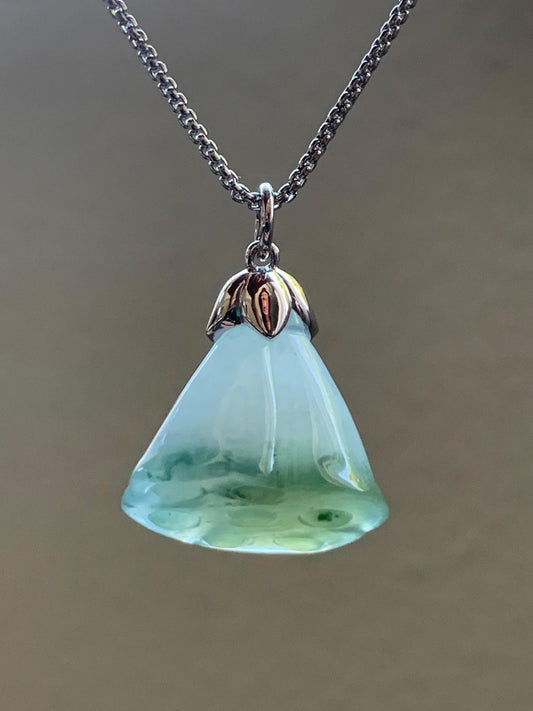 Certified Natural Burmese Icy Translucent Gelatinous Light Green Marbled Jadeite Lotus Pod Pendant 18K White Gold 天然缅甸冰胶晴底飘花翡翠莲蓬镶嵌吊坠 8615