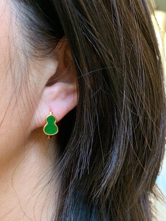 Certified Natural Burmese Vibrant Green Jadeite Gourd Hulu Huggie Hoop Earrings S925 Sterling Silver Yellow Gold Overlay 天然缅甸阳绿花青翡翠银镶耳包 6886