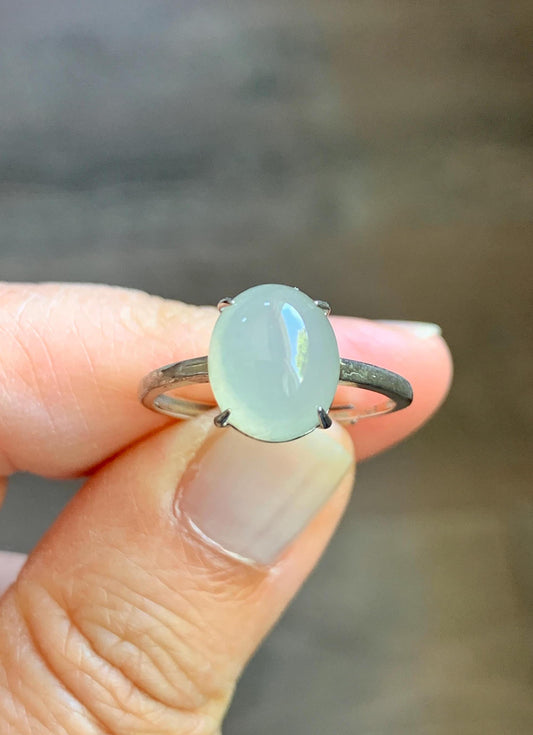 Natural Burmese Icy Translucent Gelatinous Large Light Beige Jadeite Solitaire Ring Sterling Silver Adjustable 天然缅甸冰胶淡雪梨黄翡翠蛋面银镶戒指 MDJ70B