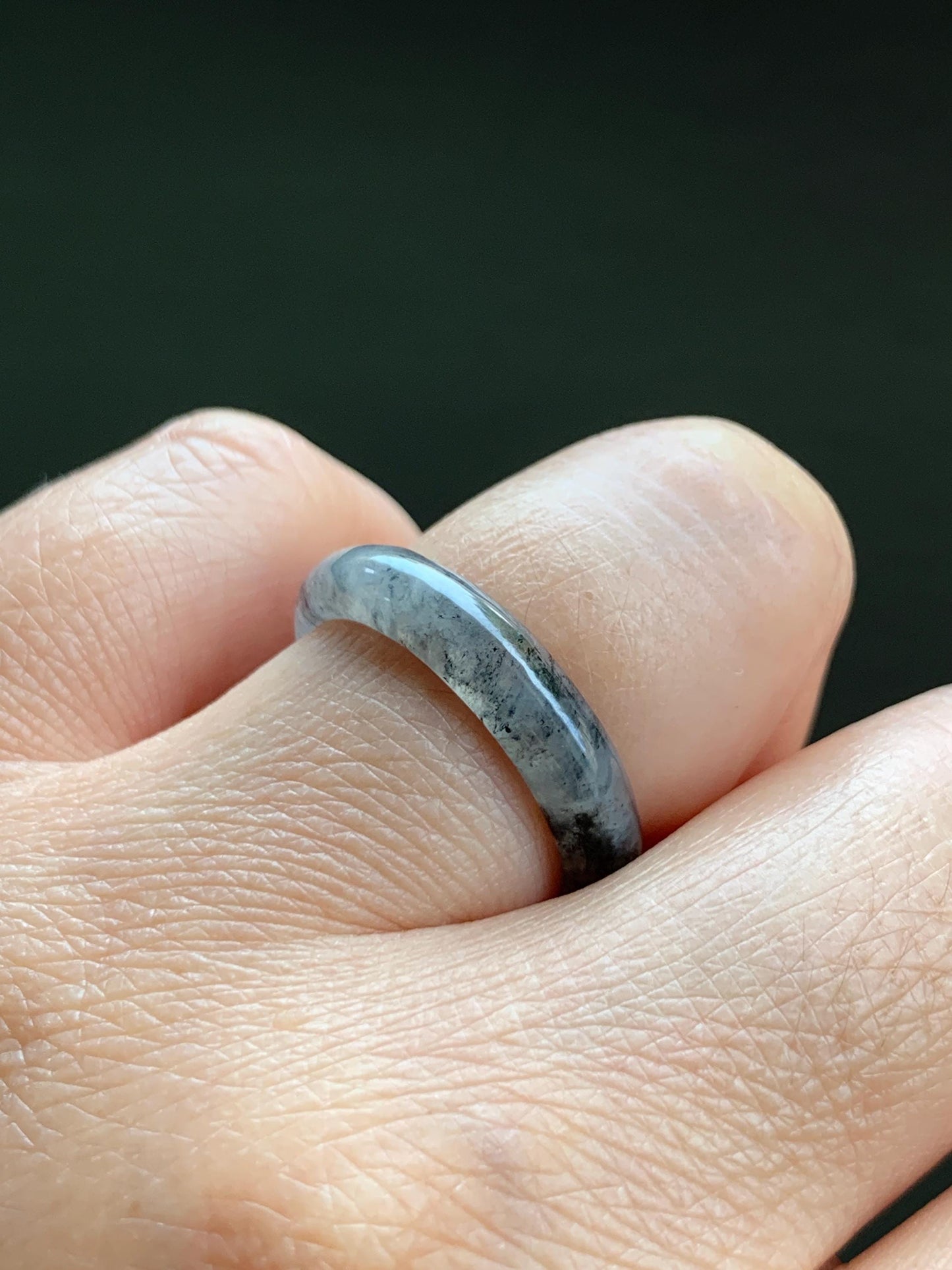 Natural Burmese Icy Highly Translucent Gelatinous Light Gray Wuji Marbled Jadeite Band Ring Size 8.25 天然缅甸冰胶淡乌鸡翡翠戒圈 XWJ60B