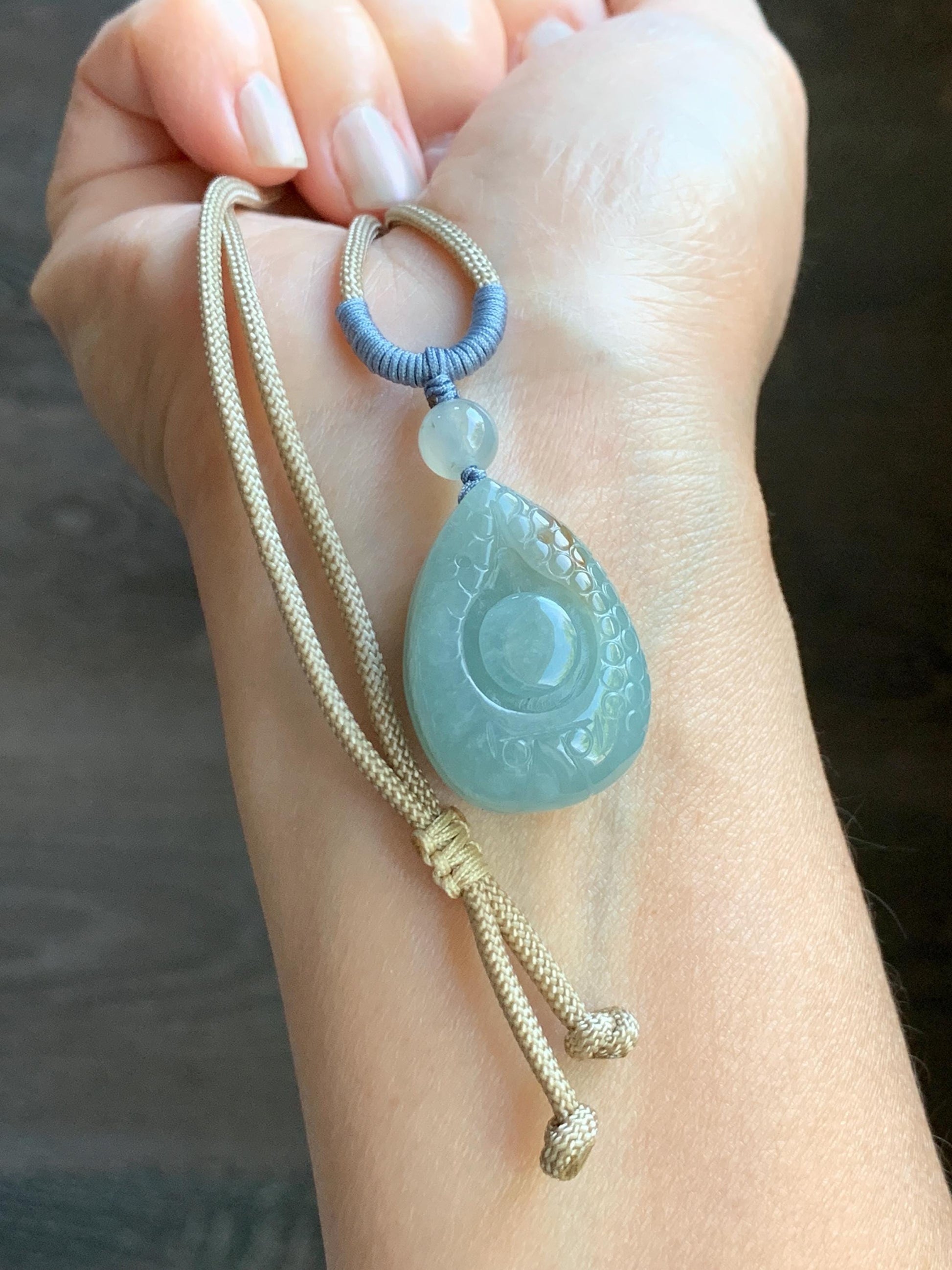 Natural Burmese Grade A Icy Translucent Light Sky Blue Jadeite Teardrop Abalone Pendant Rope Necklace Adjustable 25" 15g 天然缅甸冰胶淡天空蓝翡翠鲍鱼吊坠