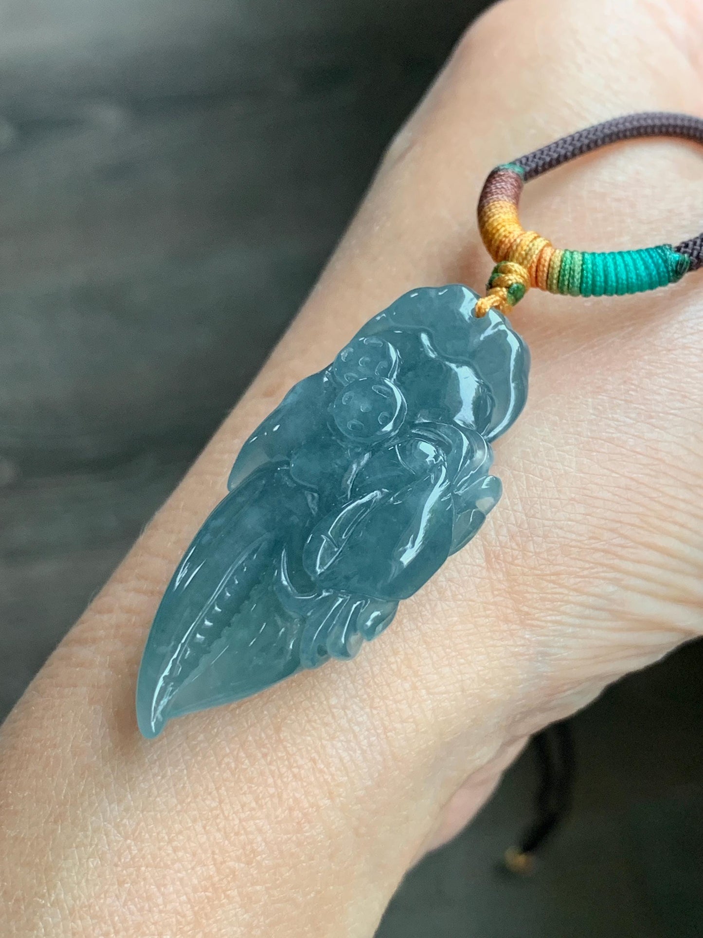 Certified Natural Guatemalan Icy Translucent Dusty Dark Teal Blue Jadeite Carved Money Crab Claw Pendant Rope Necklace 天然冰危蓝翡翠精雕蟹钳吊坠 6938
