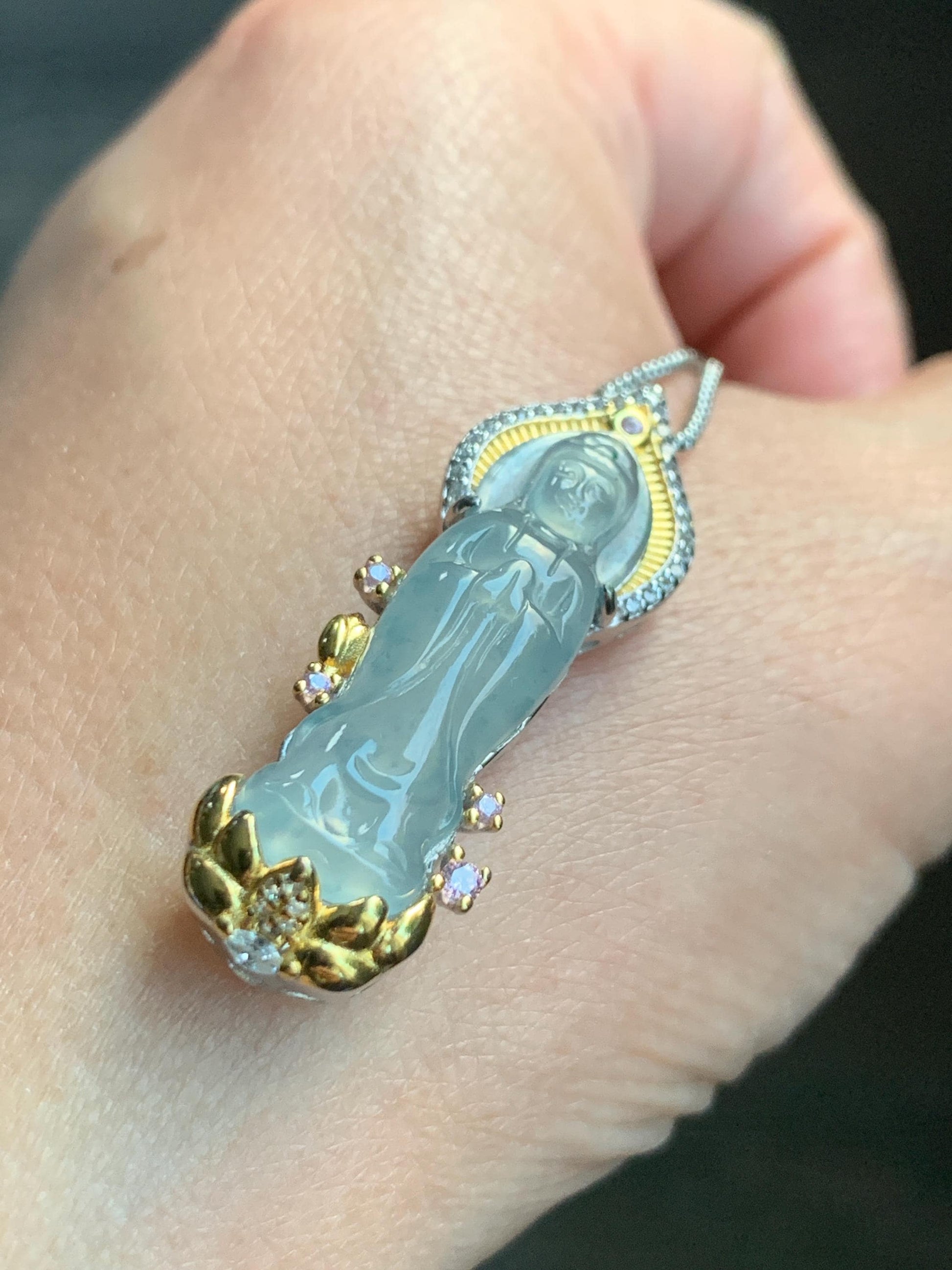 Certified Natural Guatemalan Icy Highly Translucent Gelatinous Light Blue Jadeite Guanyin Pendant Sterling Silver 6.9g 天然冰胶危淡蓝翡翠观音镶嵌吊坠 6891