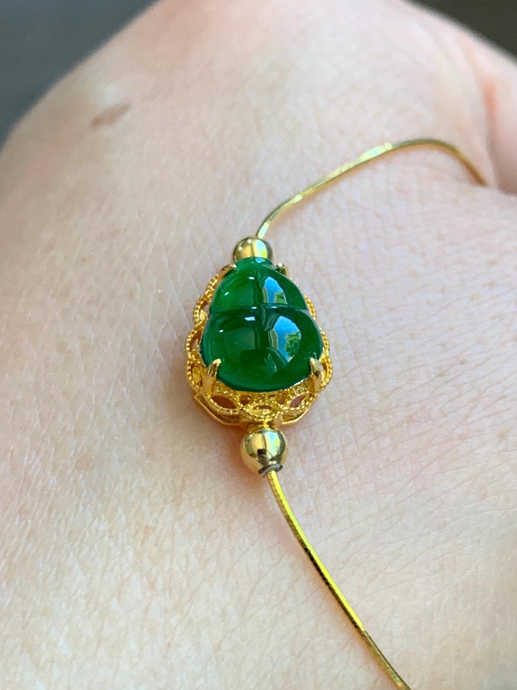 Natural Guatemalan Icy Highly Translucent Vibrant Green Gourd Hulu Jadeite Charm Chain Bracelet Sterling Silver YG Finish 7" 天然冰危绿翡翠葫芦潘多拉银手链