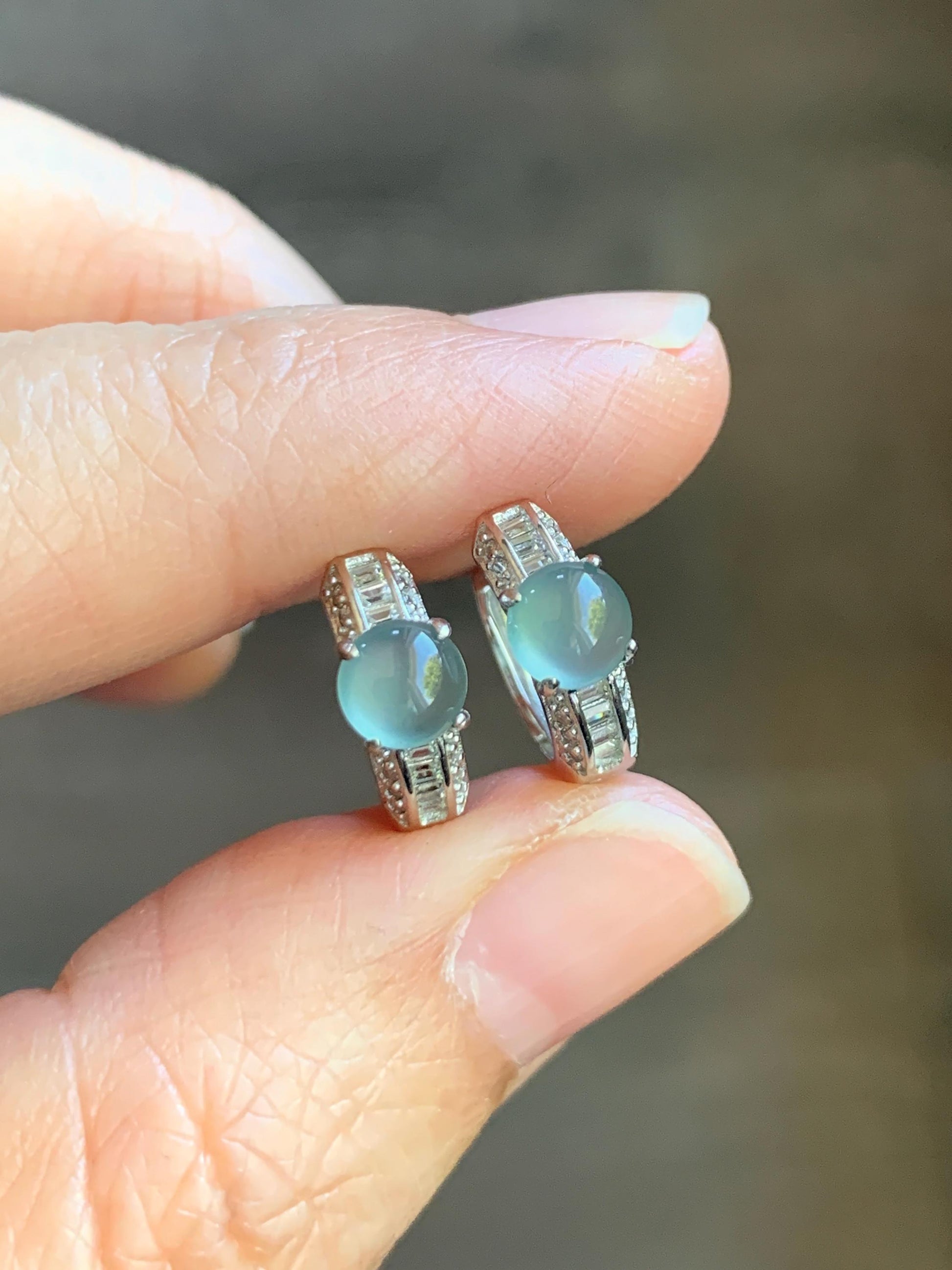Natural Guatemalan Icy Highly Translucent Light Blue Jadeite Hoop Huggie Earrings S925 Sterling Silver 天然冰危起光晴蓝翡翠银镶耳包