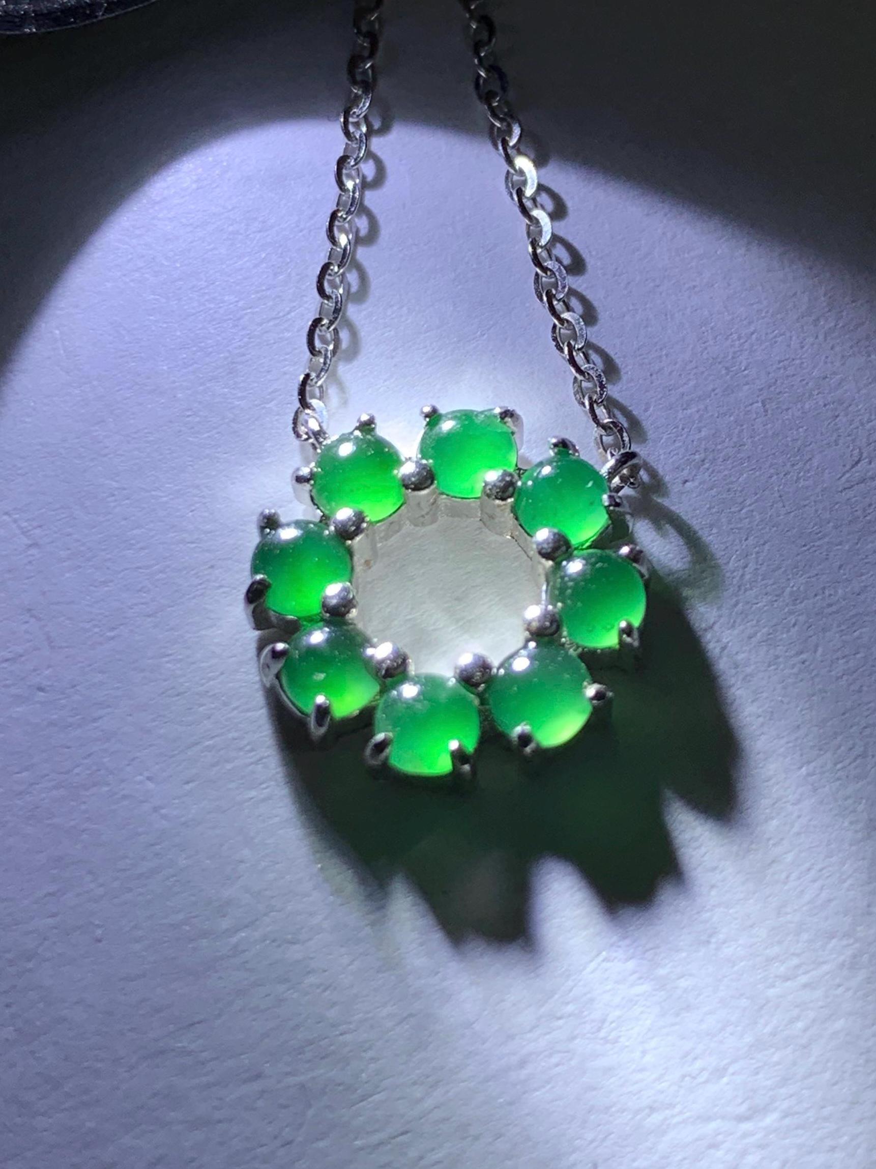 Certified Natural Guatemalan Icy Translucent Vibrant Green Jadeite Wreath Circle Pendant Necklace Sterling Silver 16”-18” 天然高冰危绿银镶吊坠 6893