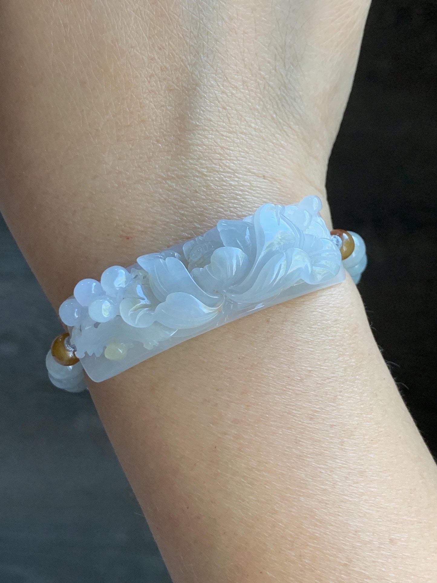 Certified Natural Burmese Icy Translucent Light Purple Golden Brown Marbled Jadeite Lotus Flower Cuff Beaded Bracelet 24g 天然缅甸冰淡紫底撒金翡翠莲花手牌手串