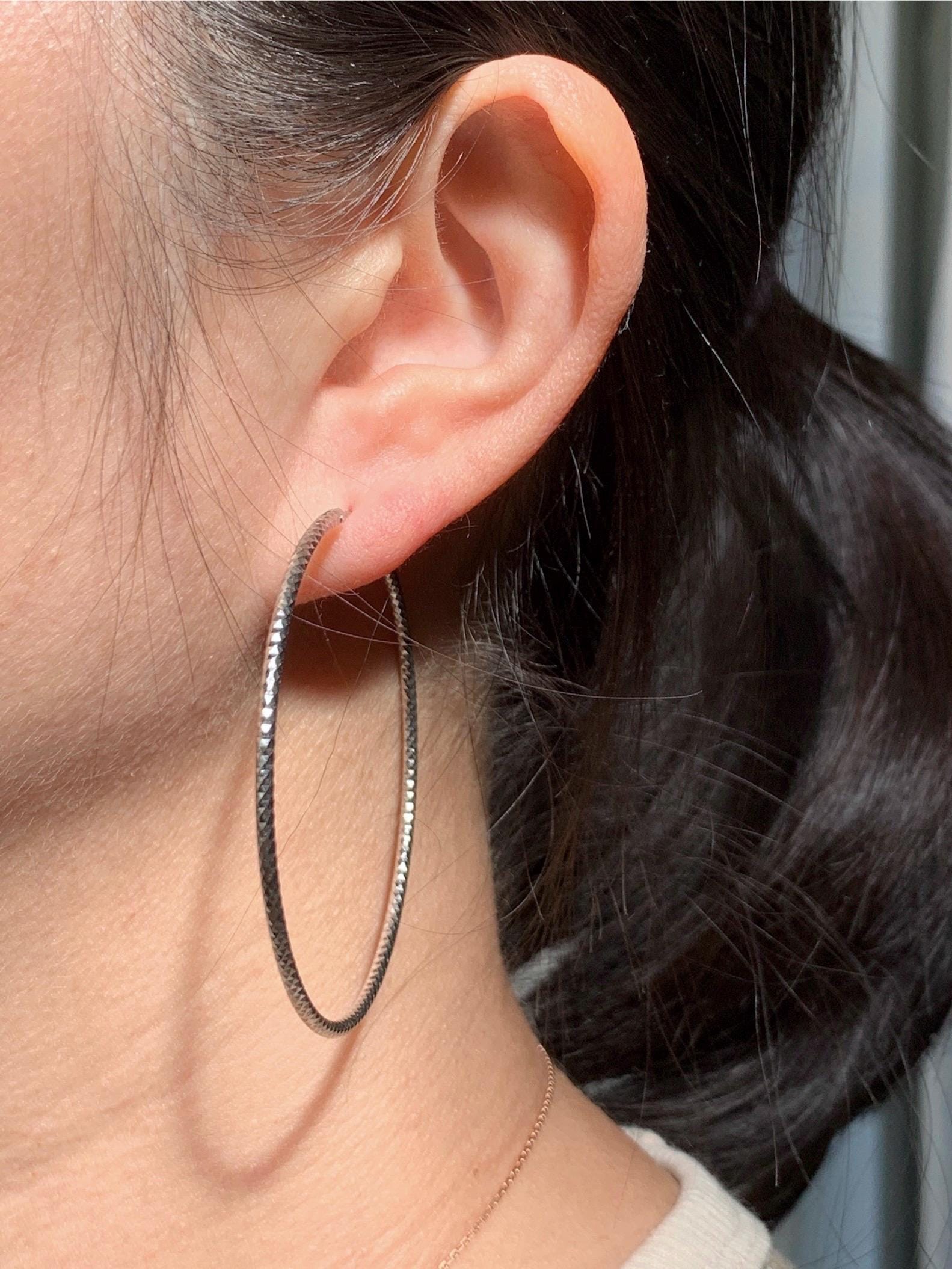 S925 Sterling Silver Faceted Large Hoop Earrings Light Weight 4 grams 925银切割面耳环