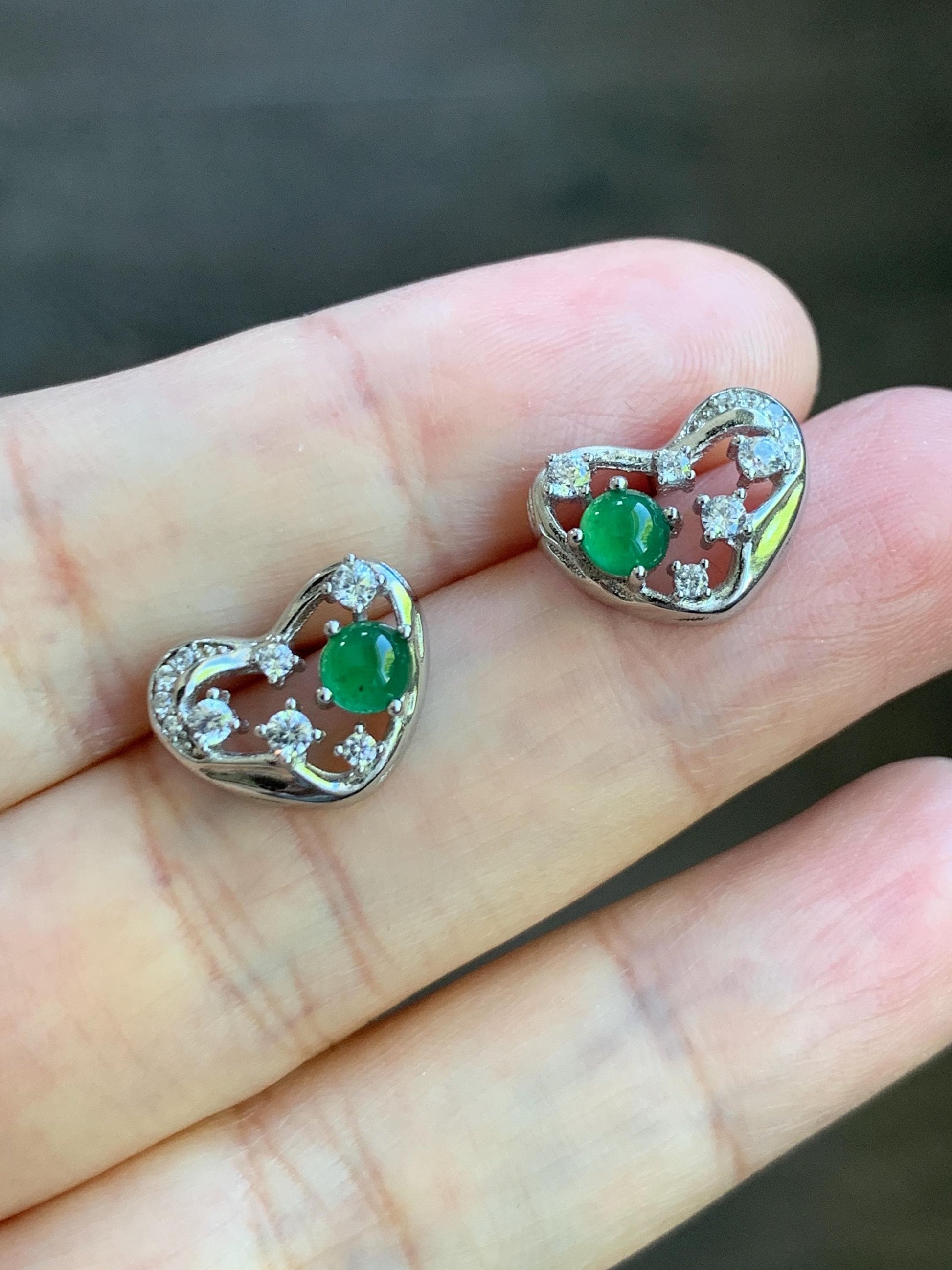 Natural Guatemalan Icy Translucent Vibrant Green Jadeite Heart Design Stud Earrings S925 Sterling Silver 天然冰危绿翡翠银镶爱心耳钉