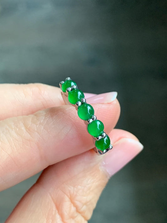Certified Natural Guatemalan Premium Icy Translucent Vibrant Green 5-Stone Jadeite Band Ring Size 7.25 Sterling Silver 天然老种冰危绿翡翠镶嵌排戒 3037