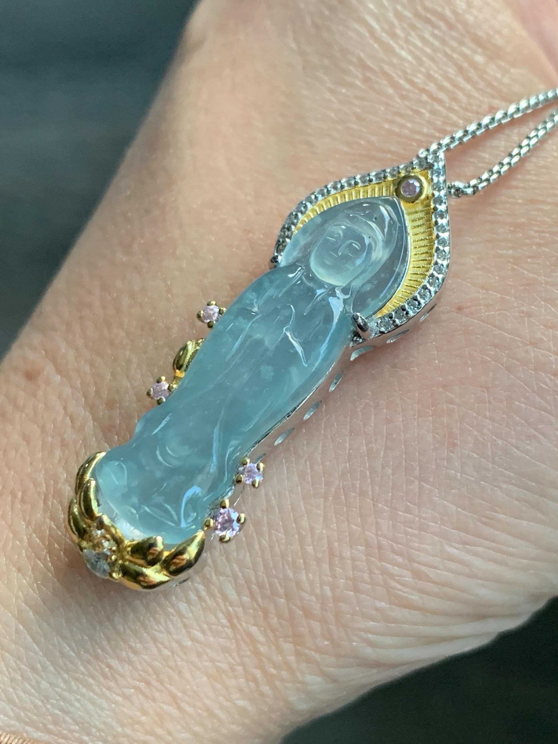 Certified Natural Guatemalan Icy Highly Translucent Gelatinous Light Blue Jadeite Guanyin Pendant Sterling Silver 6.9g 天然冰胶危淡蓝翡翠观音镶嵌吊坠 6891