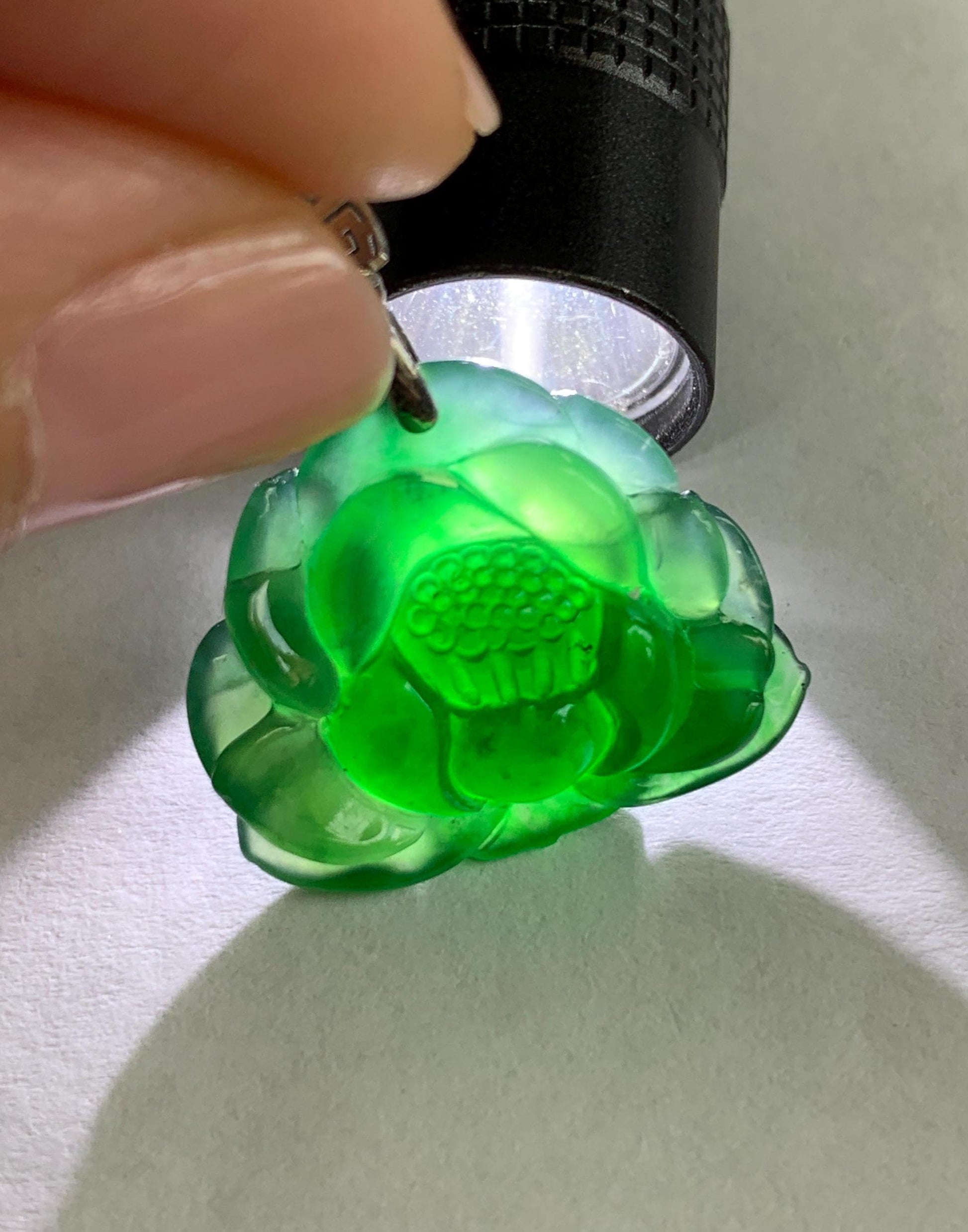 Certified Natural Guatemalan Icy Highly Translucent Intense Teal Green Jadeite Lotus Flower Pendant 18K White Gold 4.53g 天然冰危深绿翡翠莲花镶嵌吊坠 3177