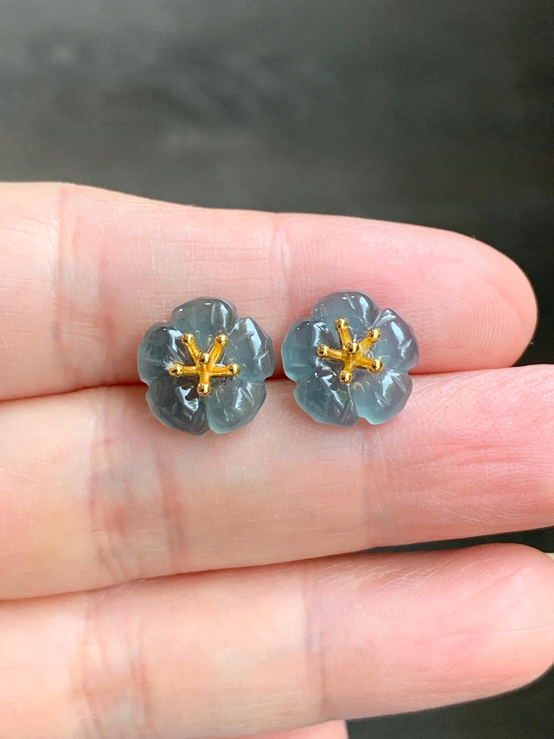 Natural Guatemalan Icy Highly Translucent Gelatinous Deep Indigo Blue Jadeite Cherry Blossom Stud Earring Sterling Silver 天然高冰危蓝翡翠梅花银镶耳钉