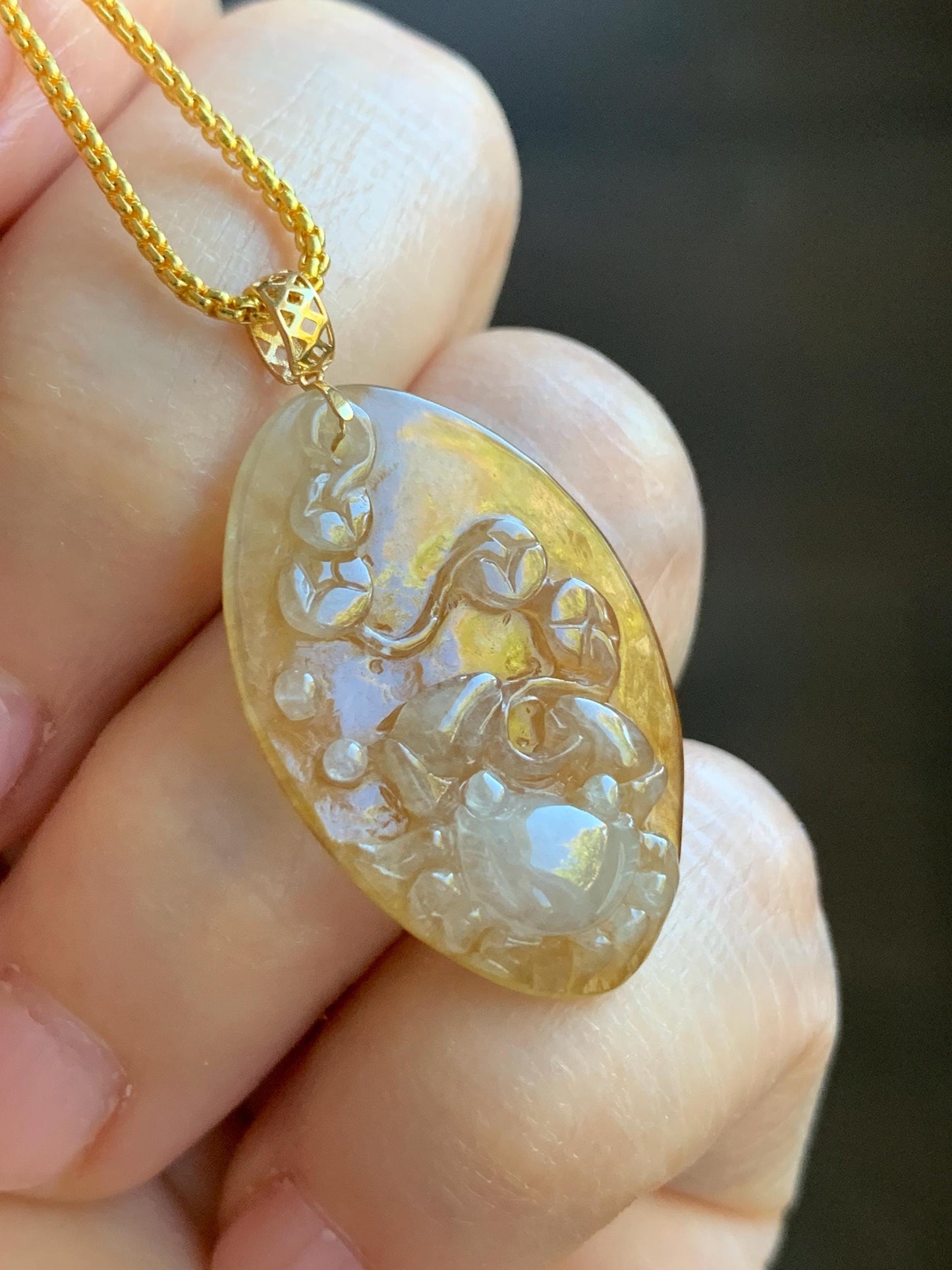 Stunning Natural Burmese Premium Bicolored Icy Highly Translucent Jadeite Crab & Coins Pendant 18K Yellow Gold 3g 天然缅甸冰黄翡双色翡翠螃蟹八方来财吊坠