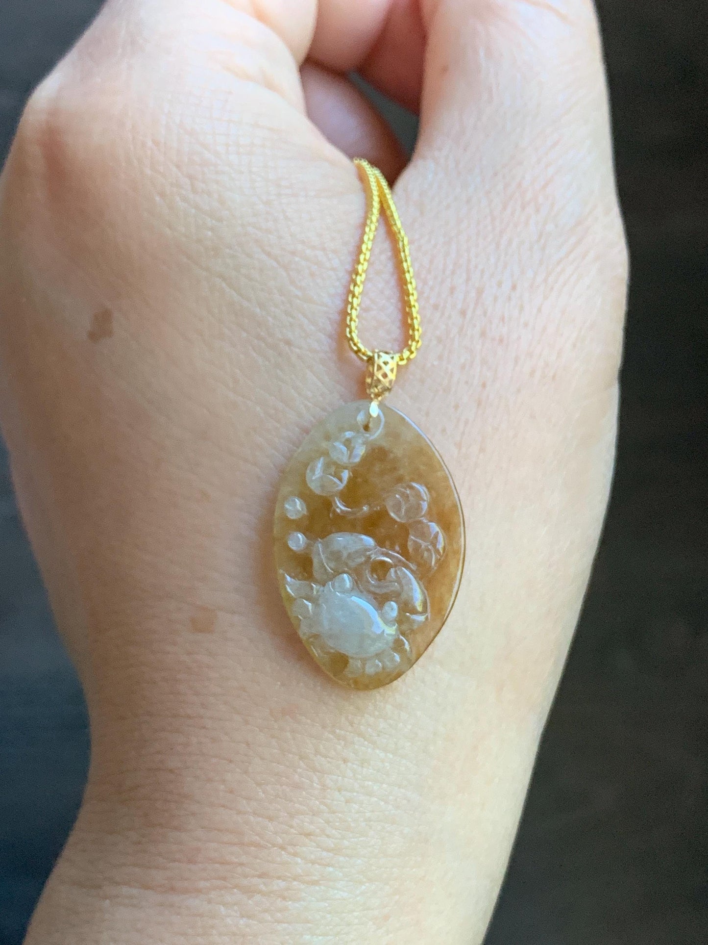 Stunning Natural Burmese Premium Bicolored Icy Highly Translucent Jadeite Crab & Coins Pendant 18K Yellow Gold 3g 天然缅甸冰黄翡双色翡翠螃蟹八方来财吊坠