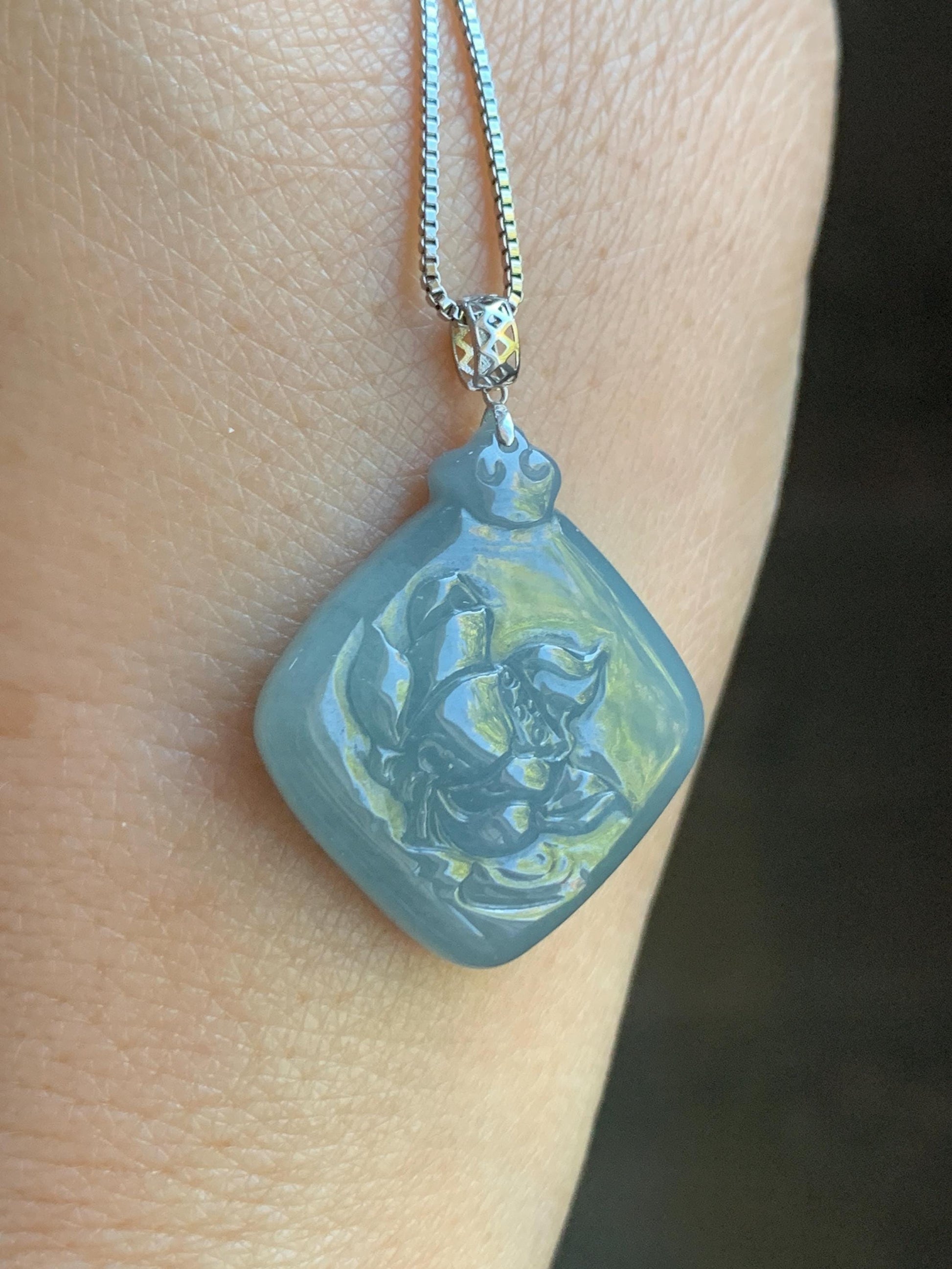 Natural Guatemalan Icy Translucent Light Dusty Blue Jadeite Lotus Flower Pendant 18K White Gold 4g 天然冰危淡蓝翡翠莲花镶嵌吊坠 LDQL