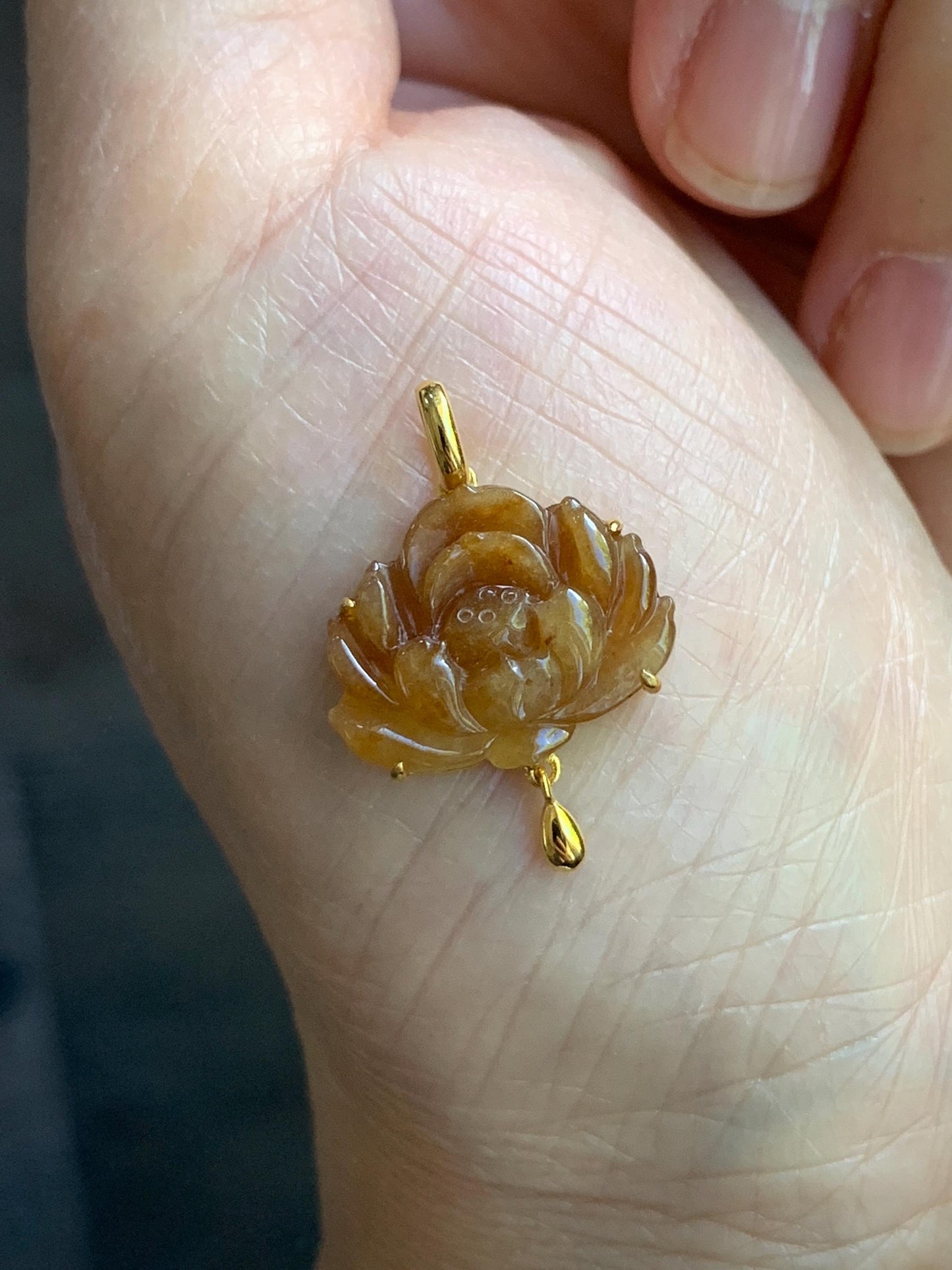 Certified Natural Burmese Icy Translucent Intense Rich Yellow Jadeite Carved Lotus Flower Pendant 18K Yellow Gold 2.32g 天然缅甸冰黄翡翠莲花镶嵌吊坠 3031