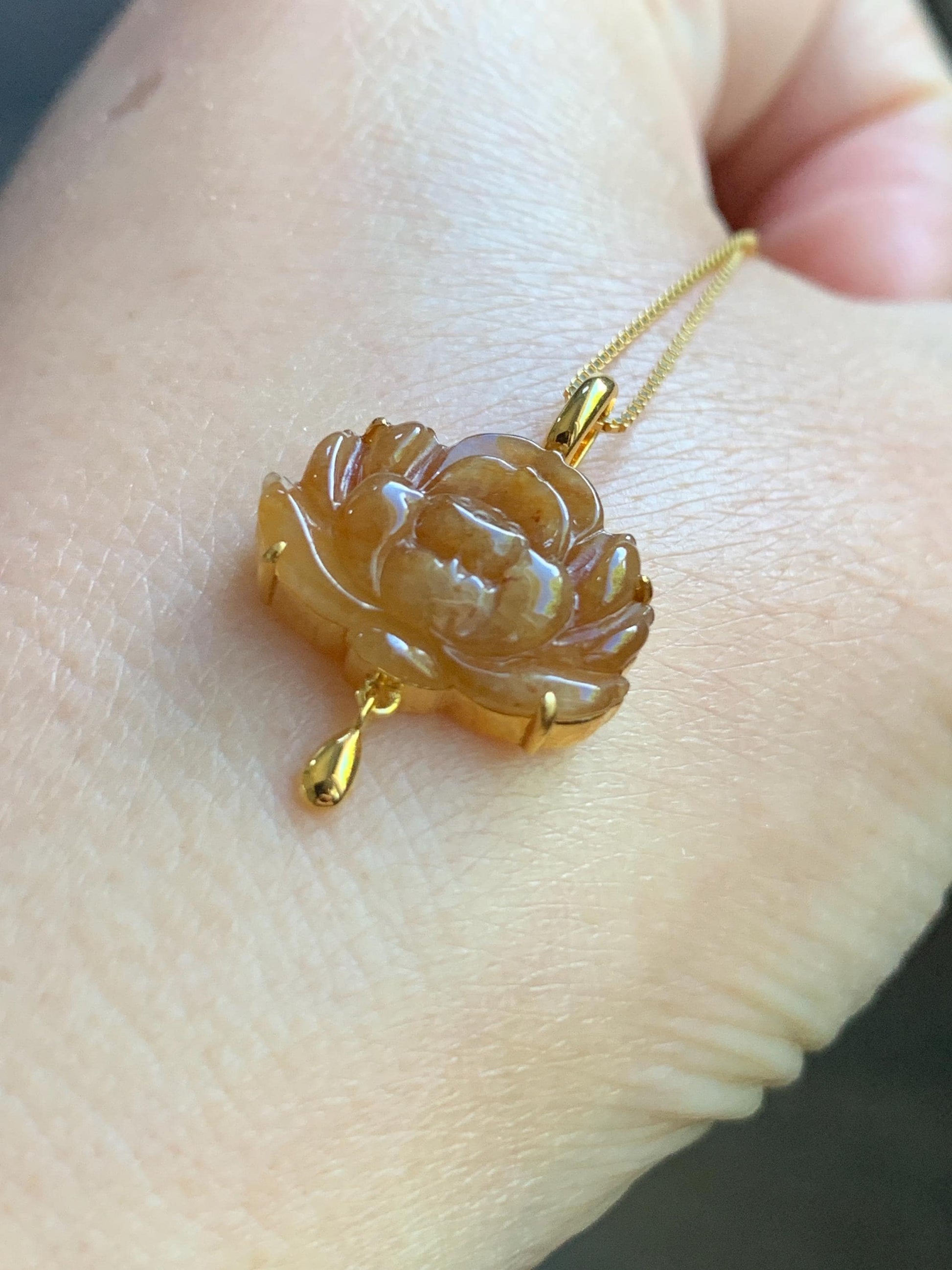 Certified Natural Burmese Icy Translucent Intense Rich Yellow Jadeite Carved Lotus Flower Pendant 18K Yellow Gold 2.32g 天然缅甸冰黄翡翠莲花镶嵌吊坠 3031