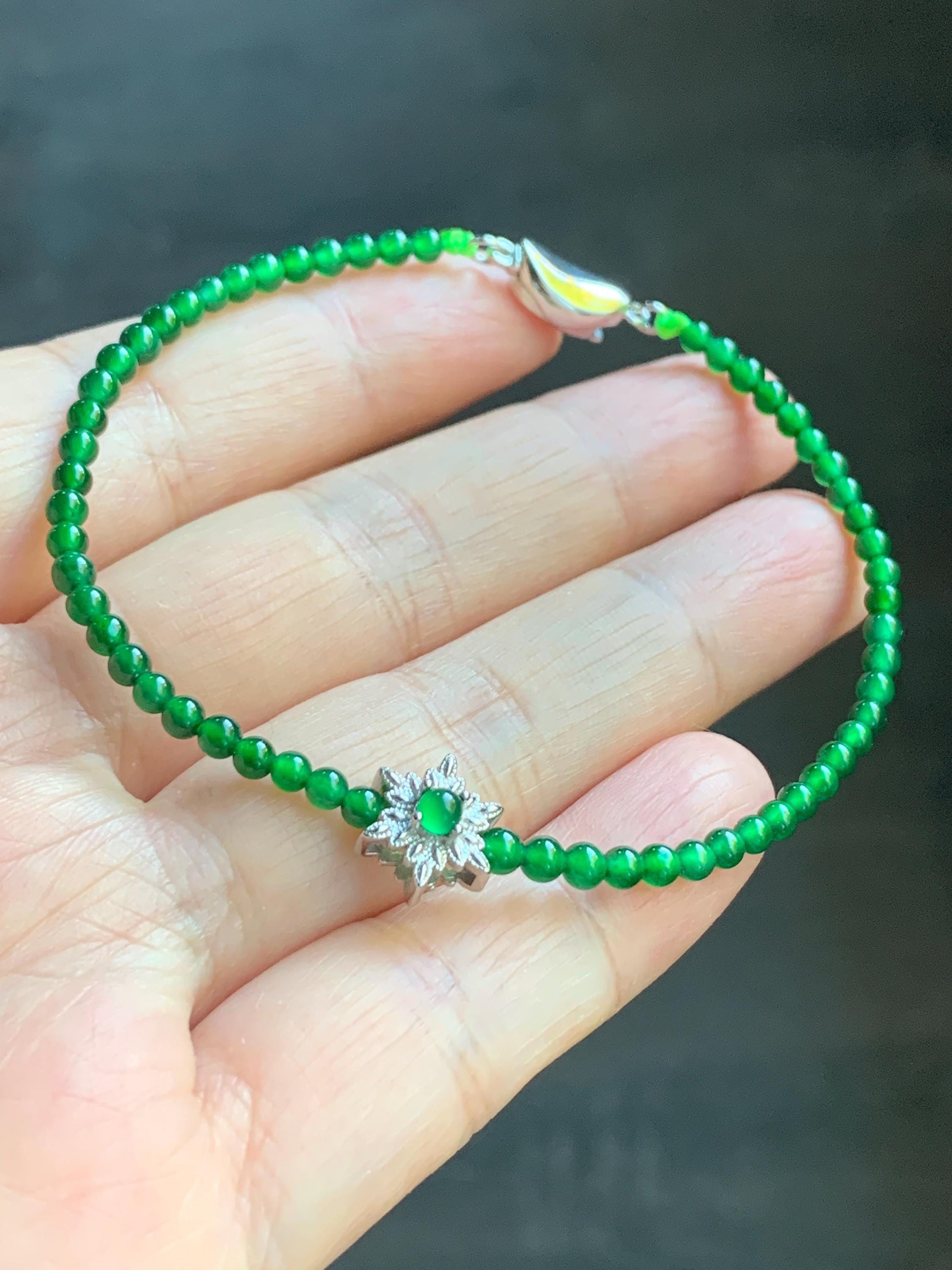 Natural Guatemalan Icy Highly Translucent Vibrant Green Jadeite Petite Beads Snowflake Beaded Bracelet 7” Sterling Silver 天然高冰危绿翡翠小圆珠雪花潘多拉手串