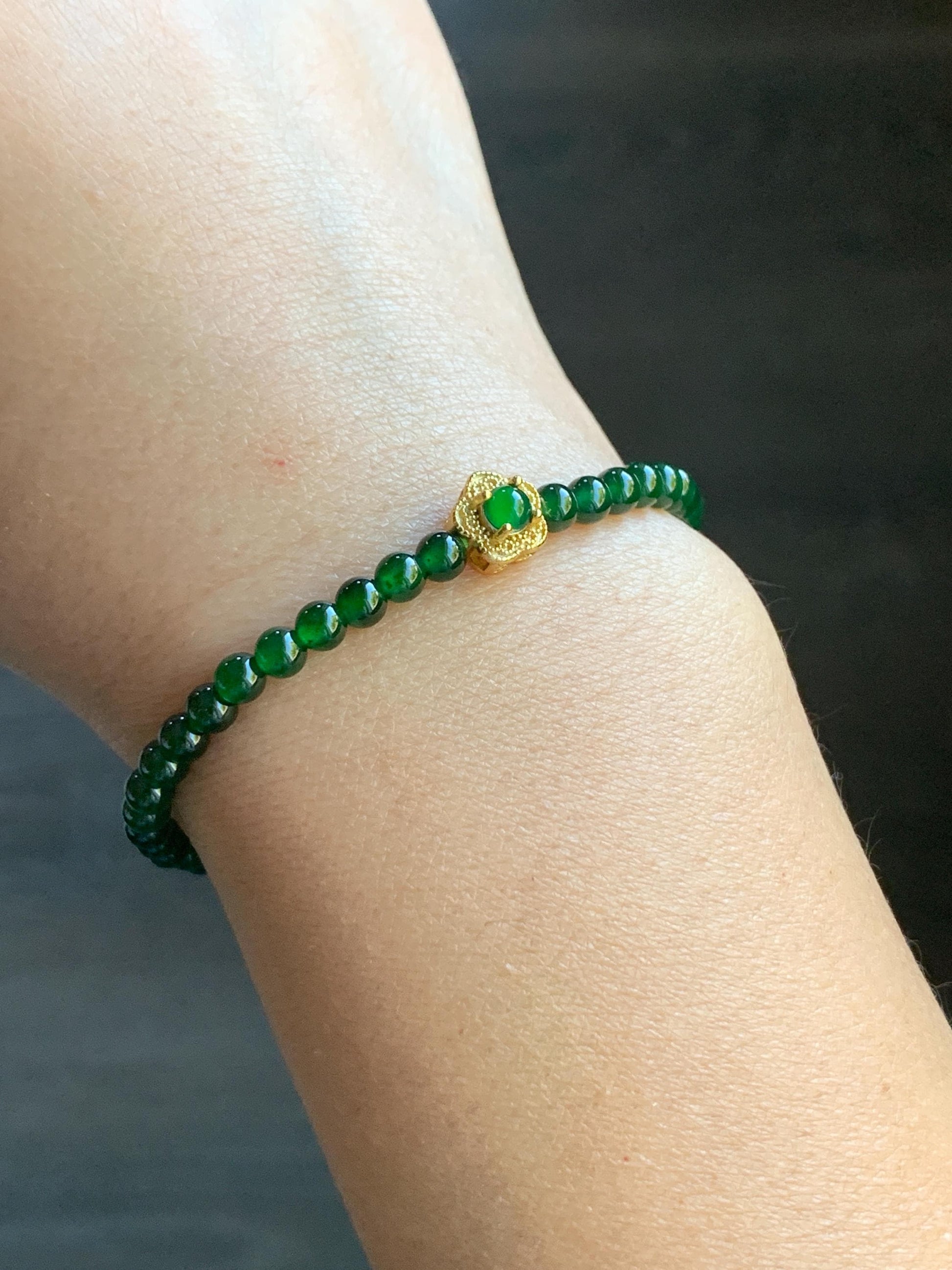 Natural Guatemalan Icy Translucent Vibrant Jadeite Petite Beads Cherry Blossom Charm Beaded Bracelet 6.75” Sterling Silver 天然冰危绿翡翠小圆珠梅花潘多拉手串