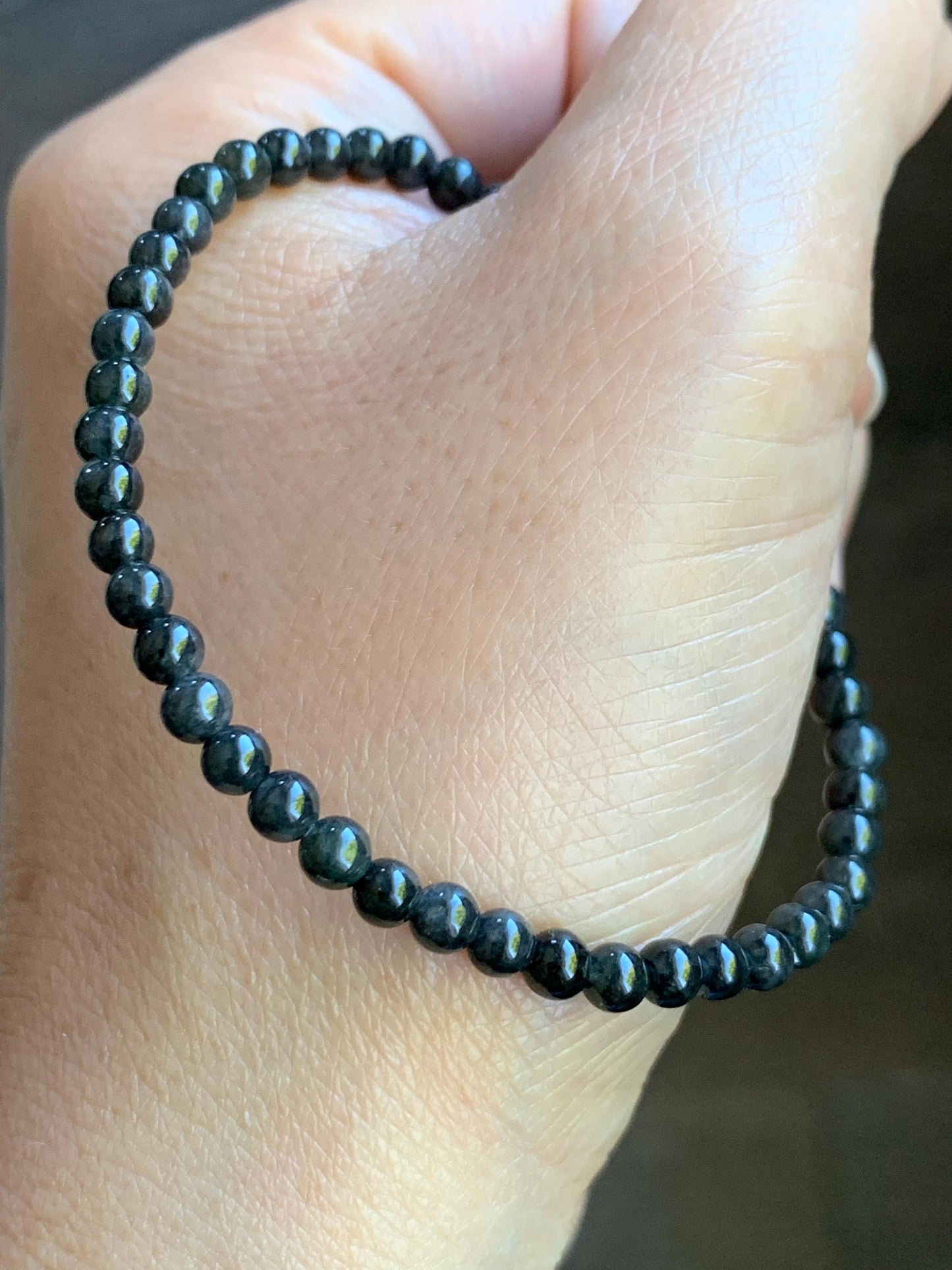 Petite Natural Burmese Icy Translucent Dark Wuji Jadeite Natural Freshwater Pearl Beaded Bracelet 4mm 7" 5g 天然缅甸冰黑乌鸡翡翠小珠淡水无核珍珠手链