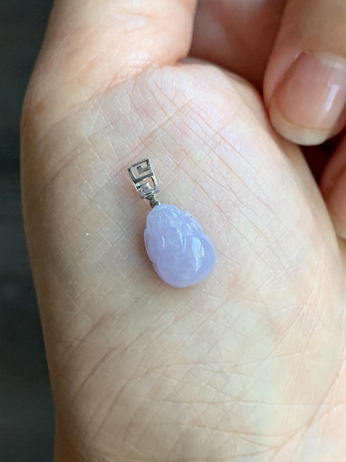 Petite Natural Burmese Icy Translucent Light Purple Jadeite Pixiu Pendant 18K White Gold Bail 天然缅甸冰紫翡翠貔貅镶嵌吊坠