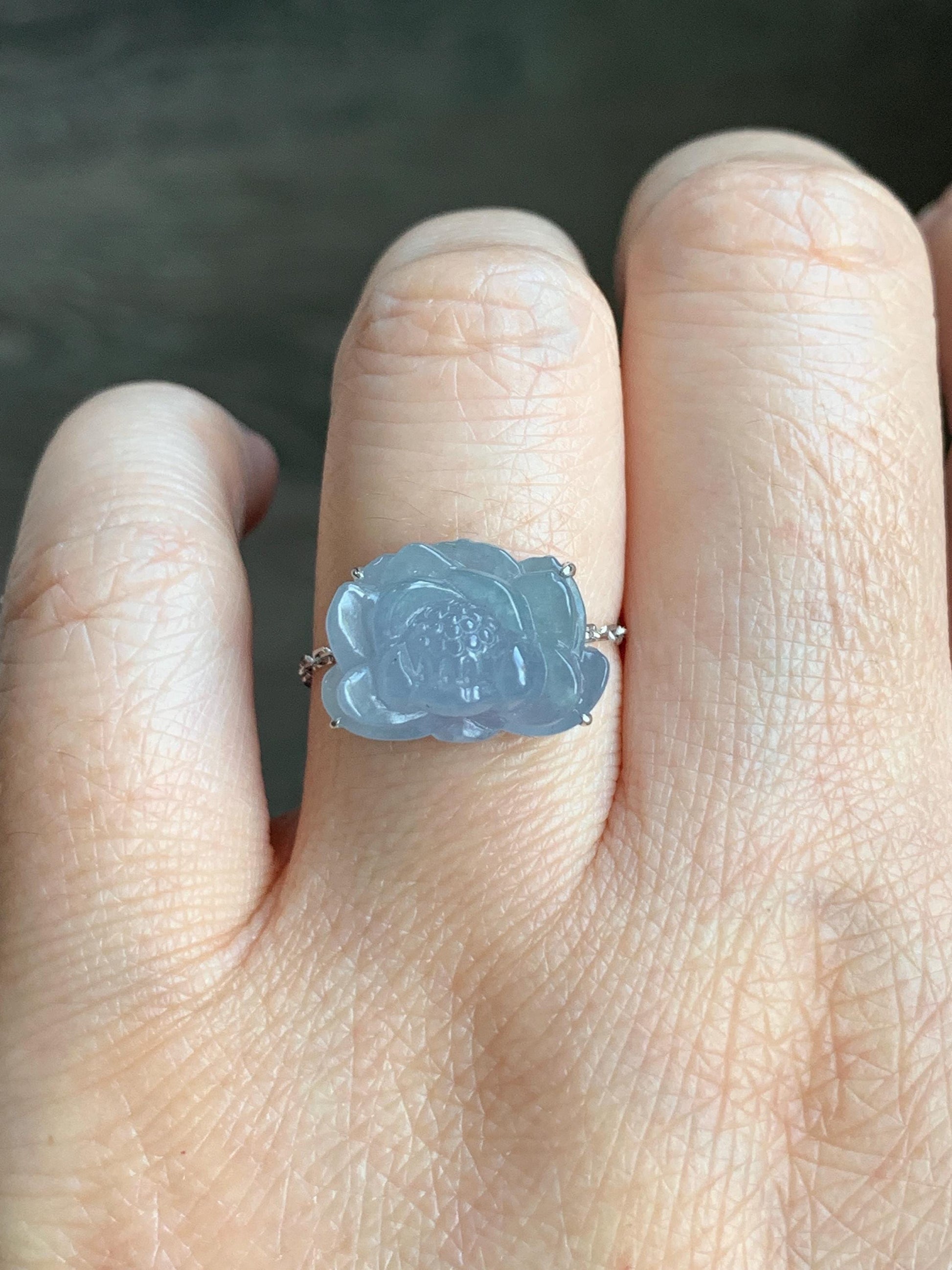 Certified Natural Burmese Icy Translucent Light Purplish Blue Jadeite Lotus Flower Chain Ring 18K White Gold Adjustable 天然缅甸冰淡篮紫翡翠莲花镶嵌戒指