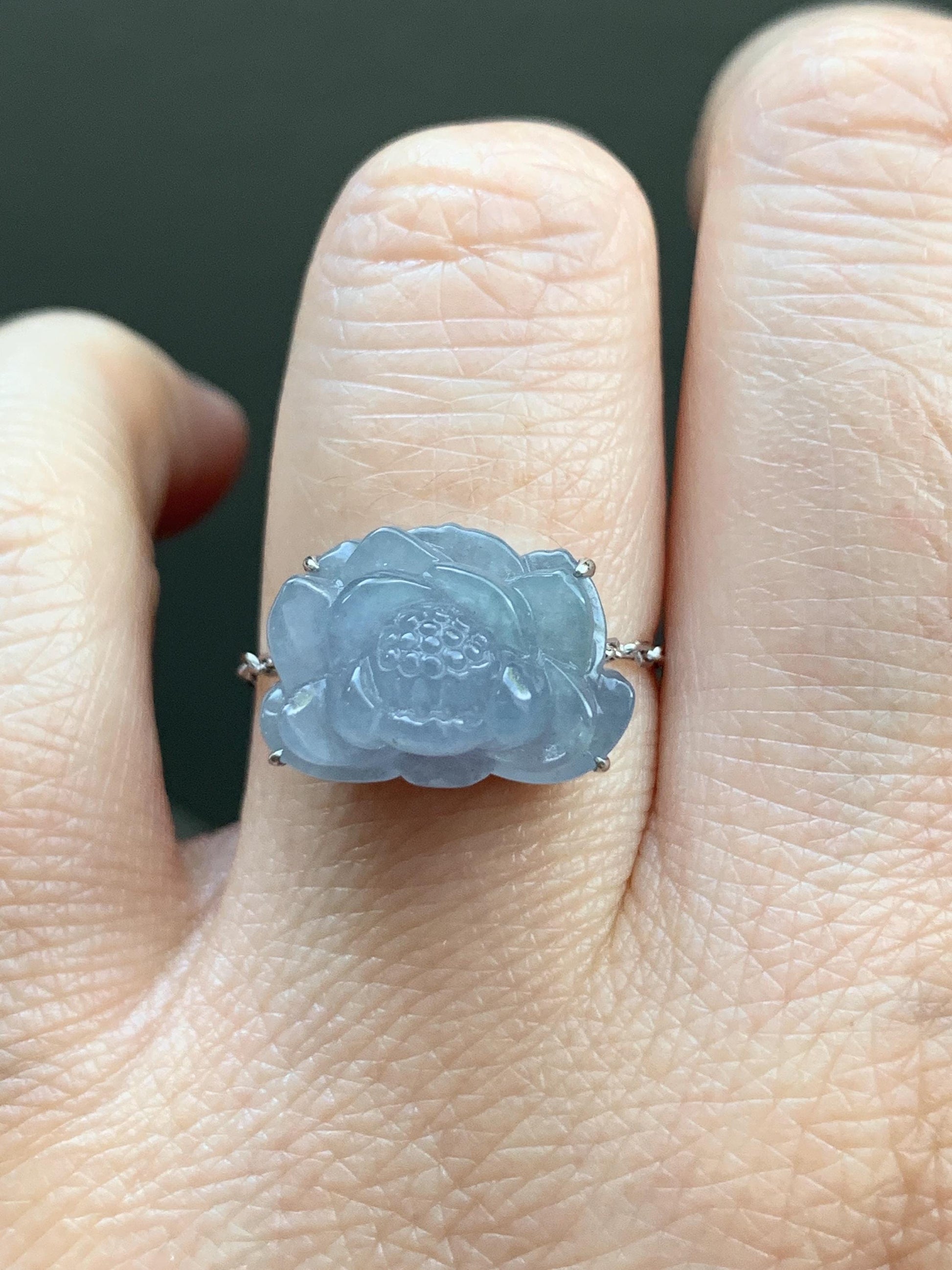 Certified Natural Burmese Icy Translucent Light Purplish Blue Jadeite Lotus Flower Chain Ring 18K White Gold Adjustable 天然缅甸冰淡篮紫翡翠莲花镶嵌戒指