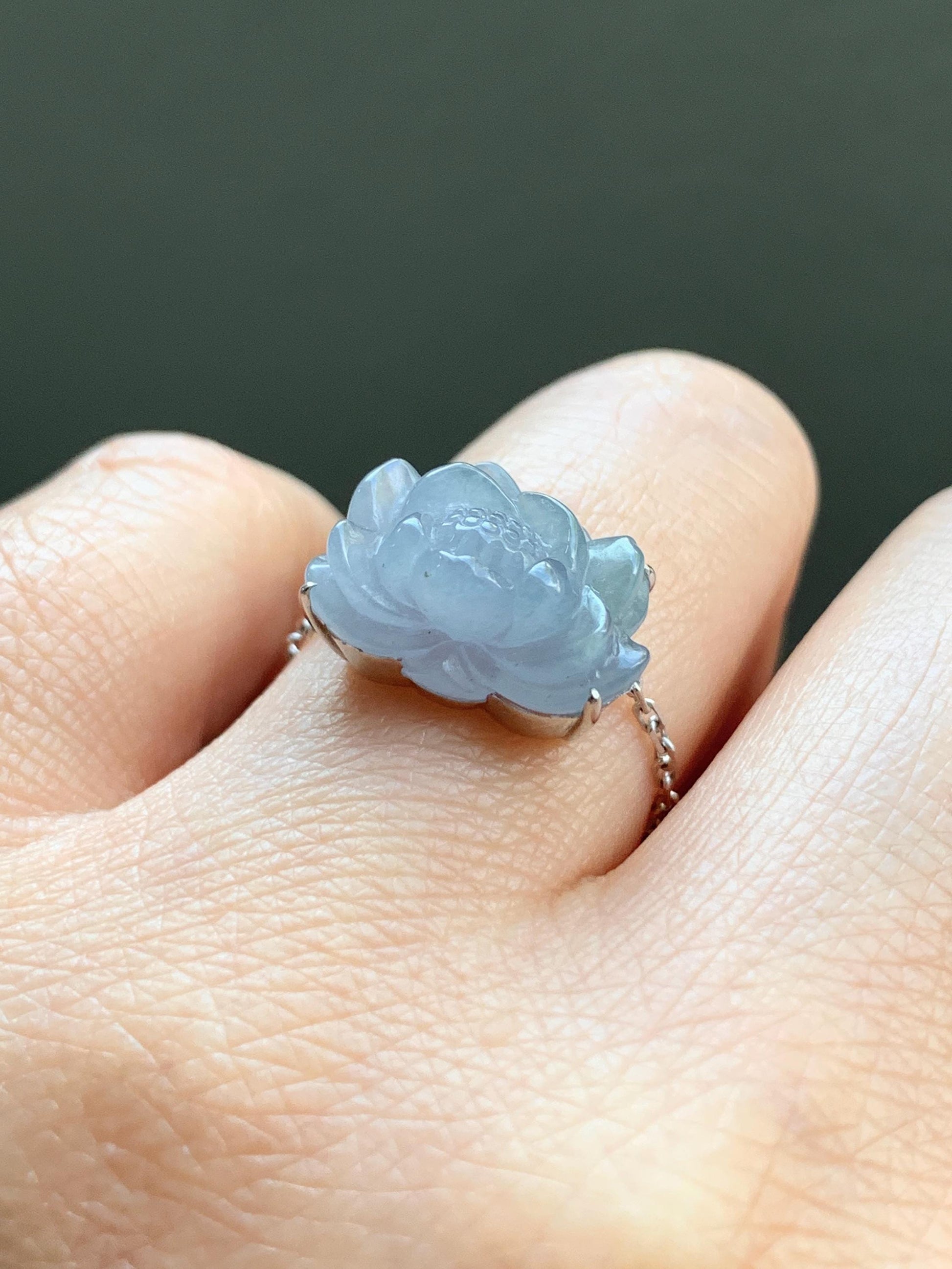 Certified Natural Burmese Icy Translucent Light Purplish Blue Jadeite Lotus Flower Chain Ring 18K White Gold Adjustable 天然缅甸冰淡篮紫翡翠莲花镶嵌戒指