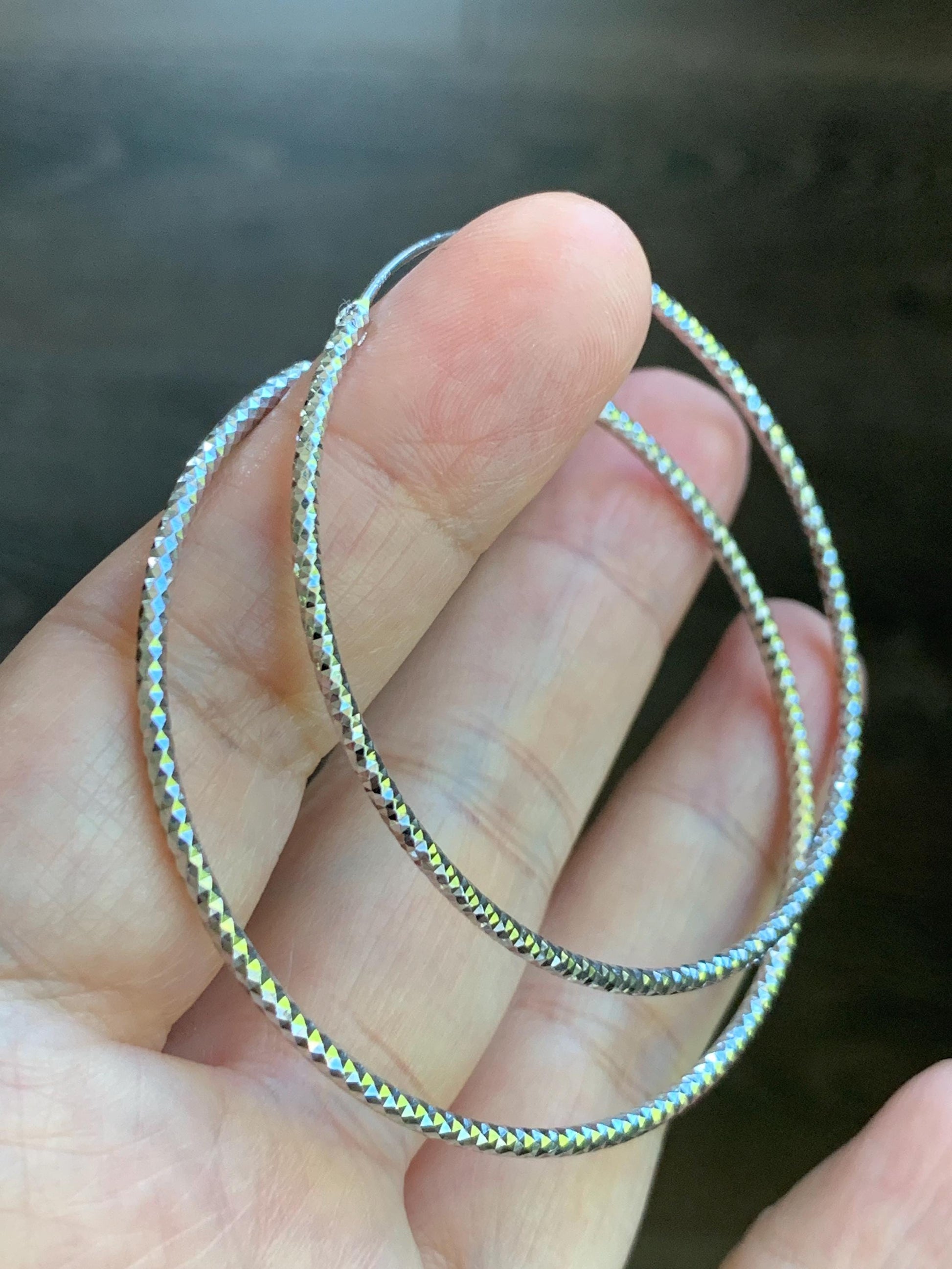 S925 Sterling Silver Faceted Large Hoop Earrings Light Weight 4 grams 925银切割面耳环