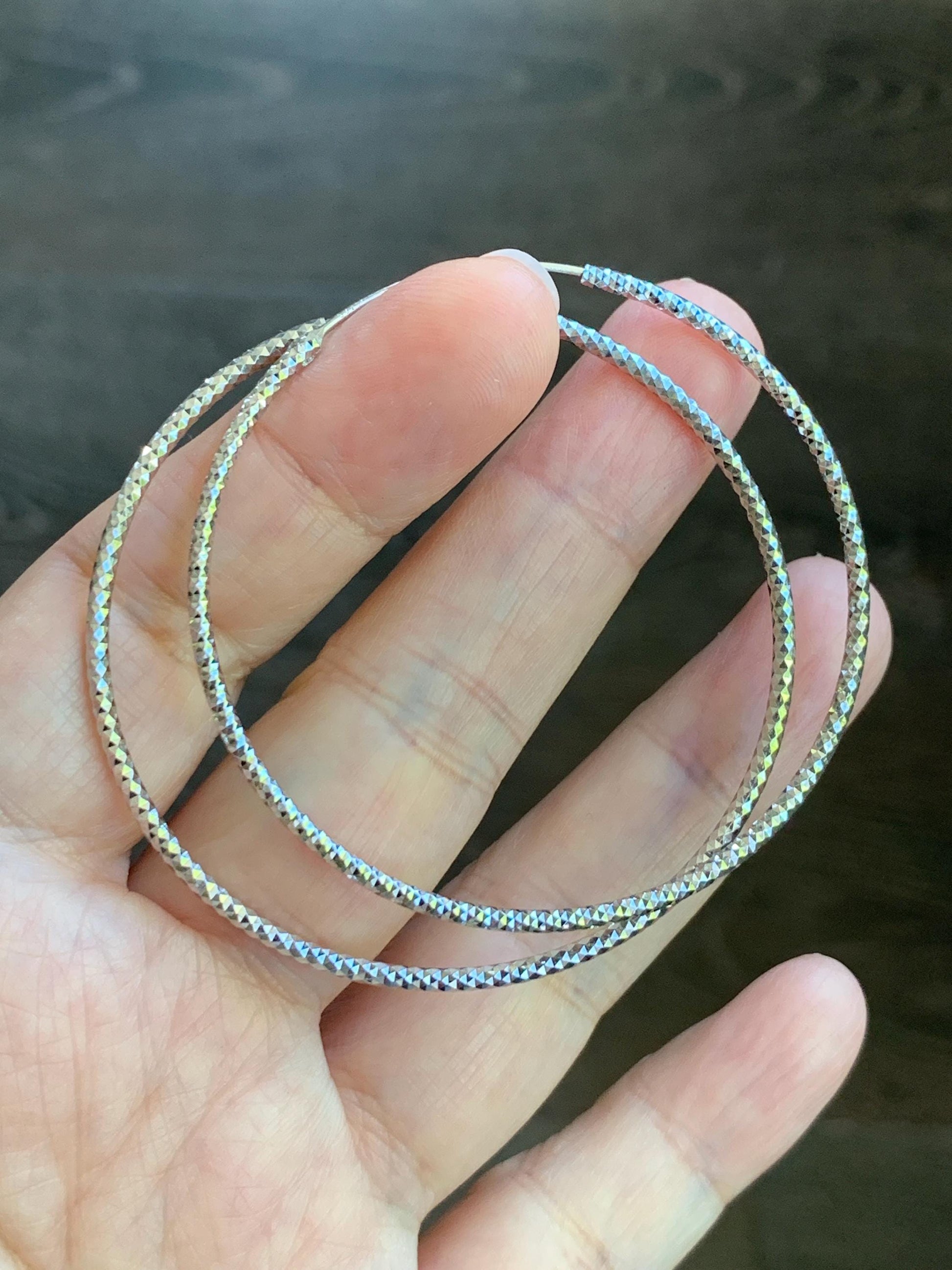 S925 Sterling Silver Faceted Large Hoop Earrings Light Weight 4 grams 925银切割面耳环