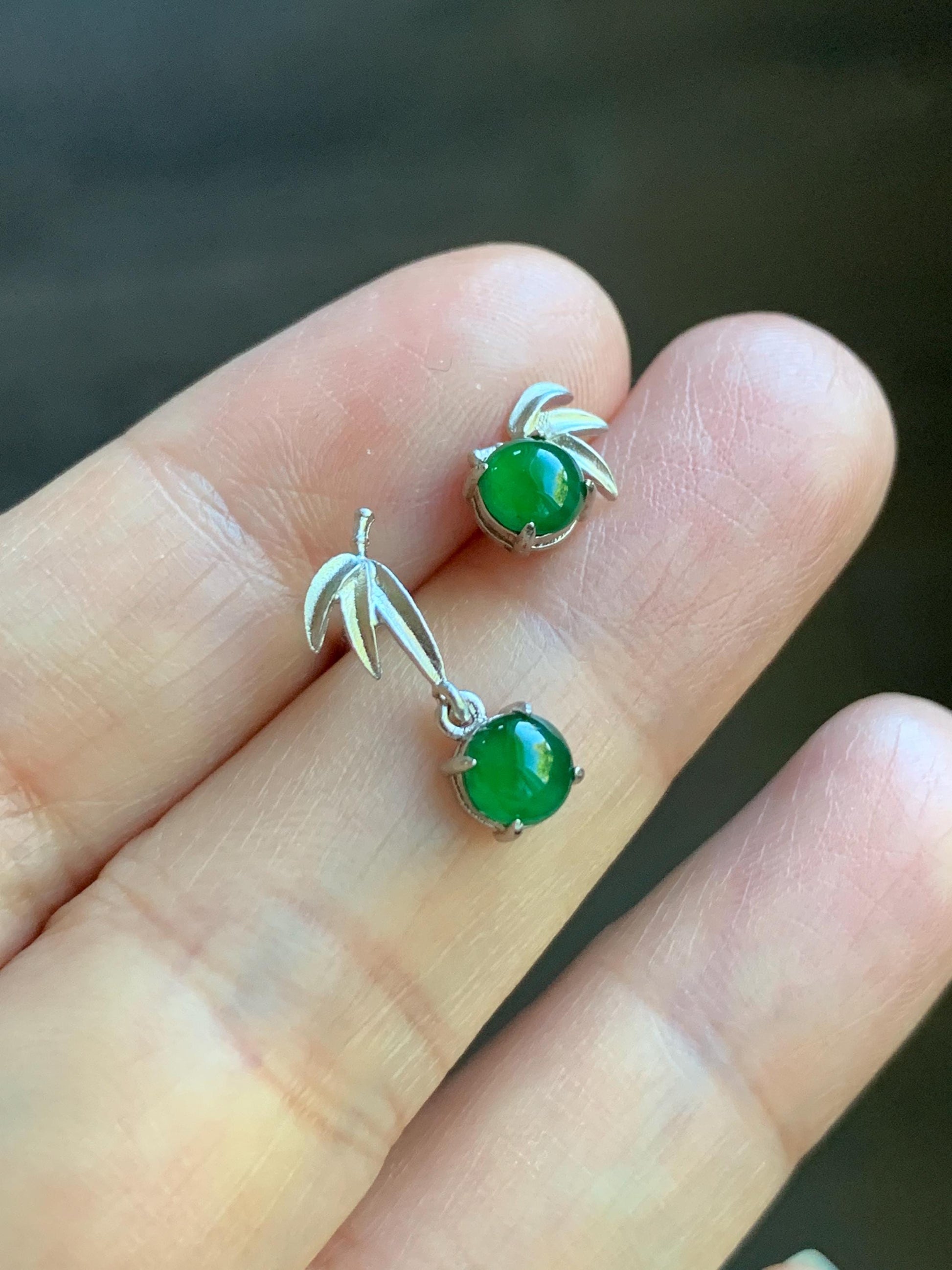 Natural Guatemalan Icy Highly Translucent Vibrant Green Jadeite Bamboo Leaf AB Design Stud Earrings Sterling Silver 天然冰危绿翡翠竹节AB款银镶耳钉
