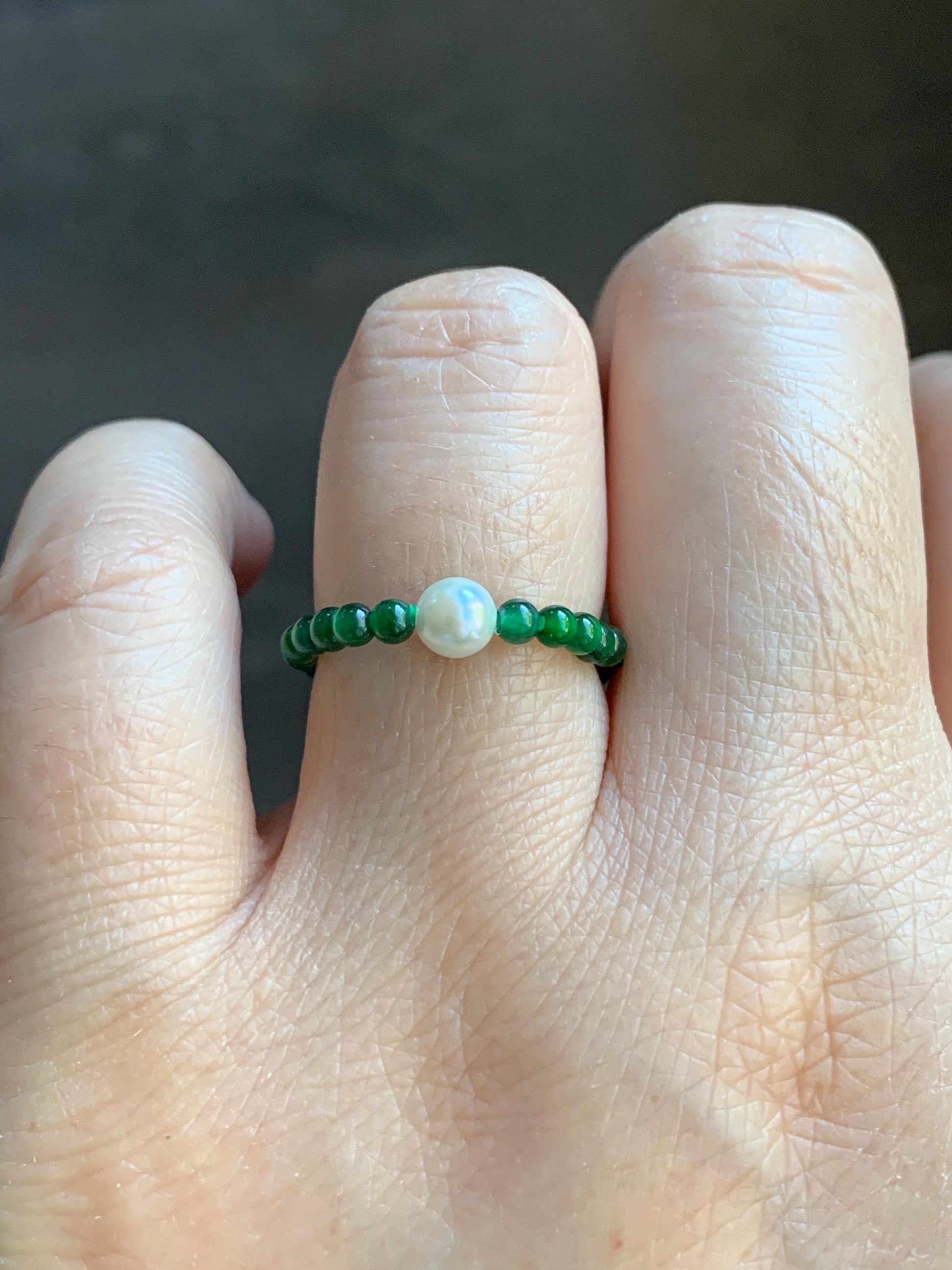 Natural Guatemalan Icy Translucent Vibrant Green Jadeite Petite Beads Natural Akoya Pearl Beaded Band Ring Size 8.5 US 天然冰危绿翡翠小珠天然日本海水珍珠戒圈