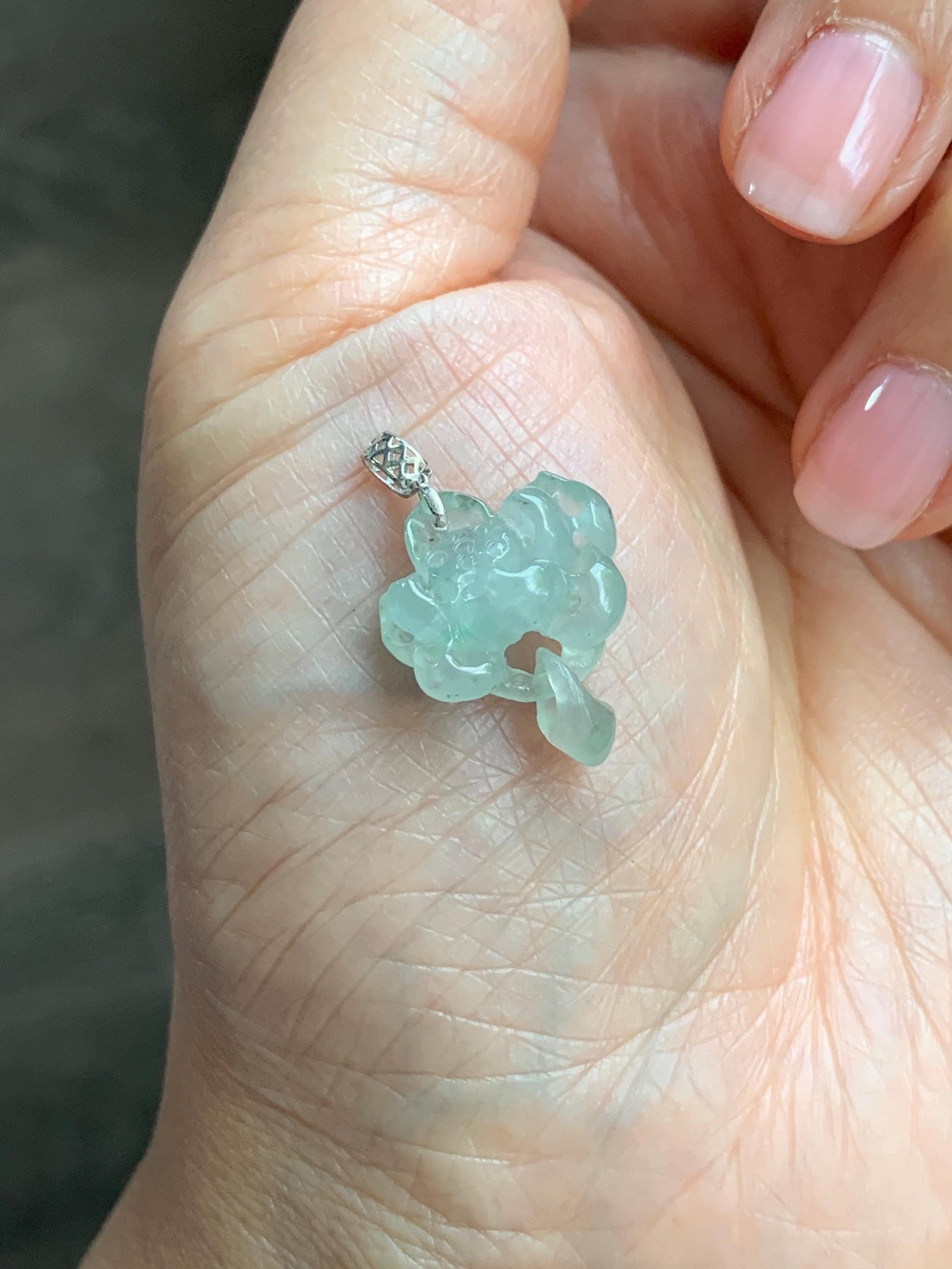 Petite Natural Burmese Icy Highly Translucent Light Green Jadeite Lotus Flower Interlocked Teardrop Pendant 18K White Gold 天然缅甸冰胶晴底翡翠荷花镶嵌吊坠