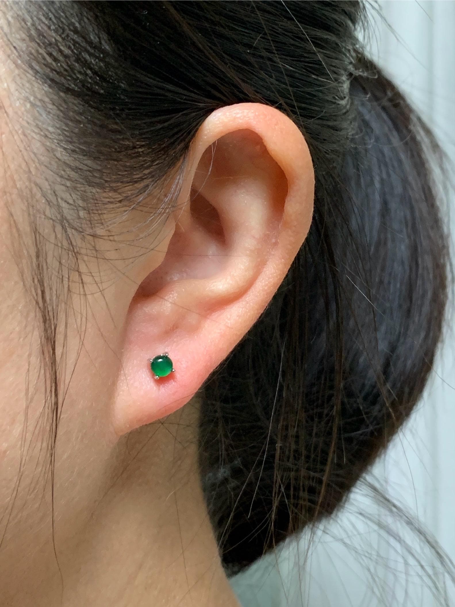 Petite Natural Guatemalan Icy Translucent Vibrant Green Jadeite Cabochon Classic Studs Earrings S925 Sterling Silver 4mm 天然冰危绿翡翠银镶耳钉