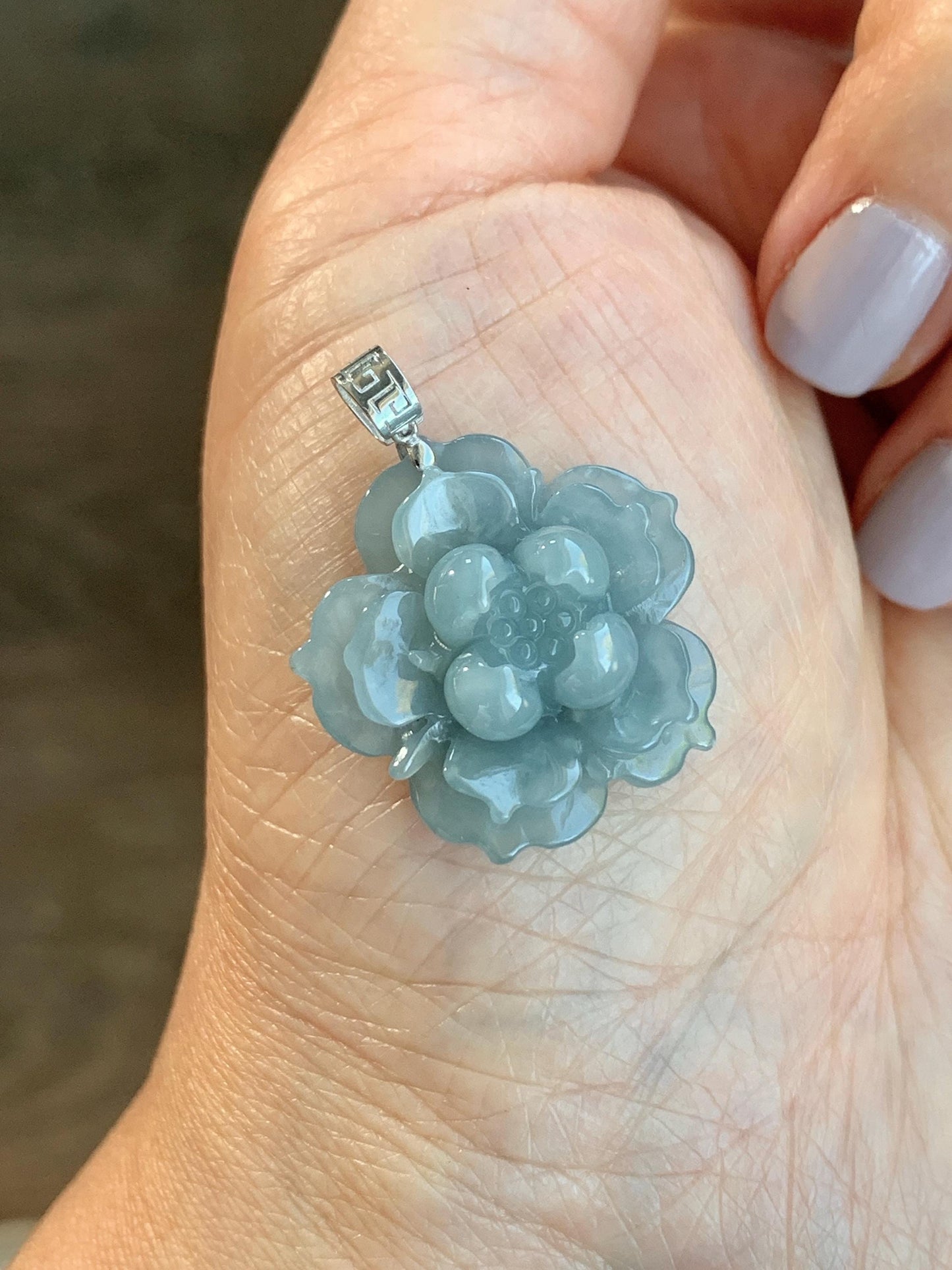 Natural Guatemalan Icy Translucent Light Dusty Blue Jadeite Lotus Flower Pendant 18K White Gold 5g 天然冰危淡蓝翡翠莲花镶嵌吊坠 DLH620A