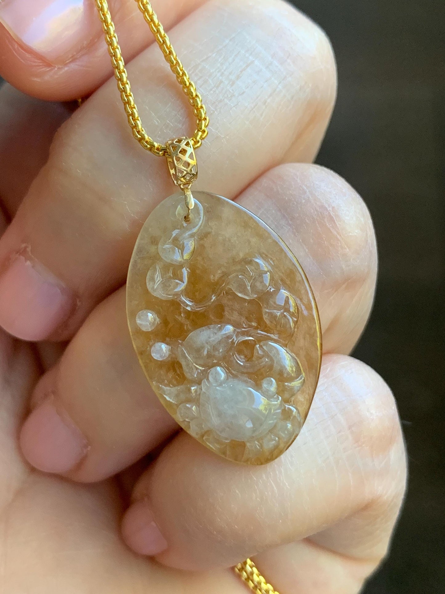 Stunning Natural Burmese Premium Bicolored Icy Highly Translucent Jadeite Crab & Coins Pendant 18K Yellow Gold 3g 天然缅甸冰黄翡双色翡翠螃蟹八方来财吊坠