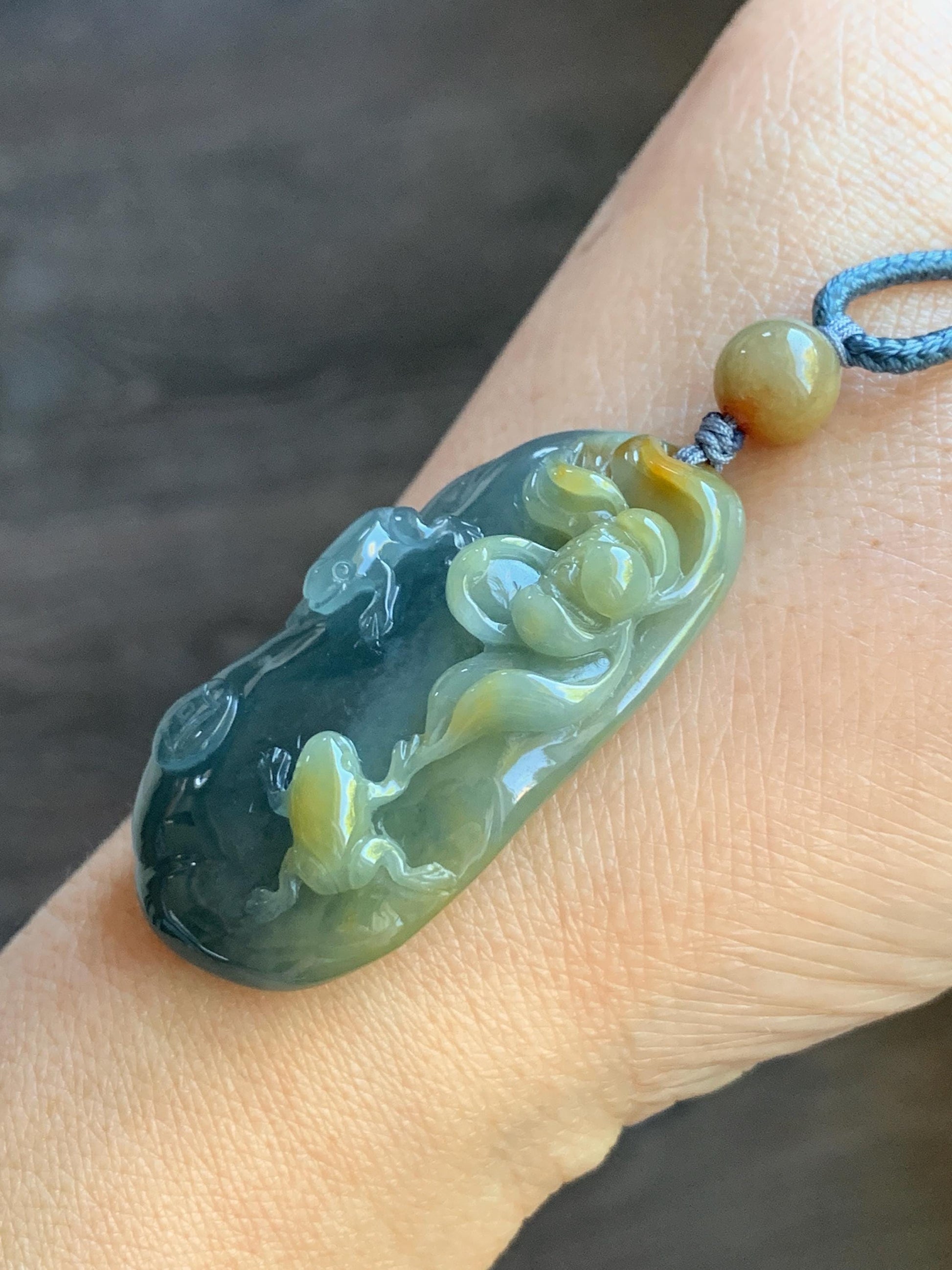 Natural Guatemalan Icy Translucent Dark Blue Rich Yellow Marbled Jadeite Lotus Flower & Frogs Pendant Rope Necklace 26” 22g 天然冰危蓝加黄翡翠莲花青蛙吊坠