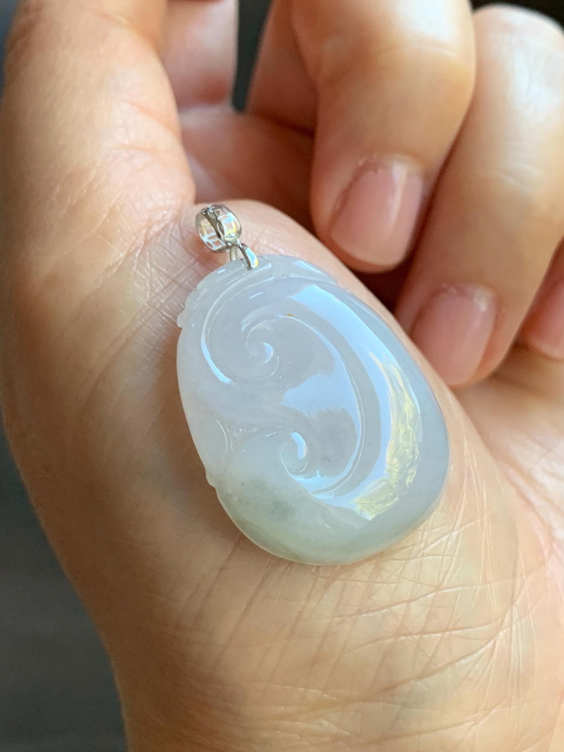 Natural Burmese Icy Translucent Light Lilac Light Green Marbled Jadeite Carved Ruyi Pendant 18K White Gold 8g 天然缅甸细糯冰淡春彩翡翠如意镶嵌吊坠