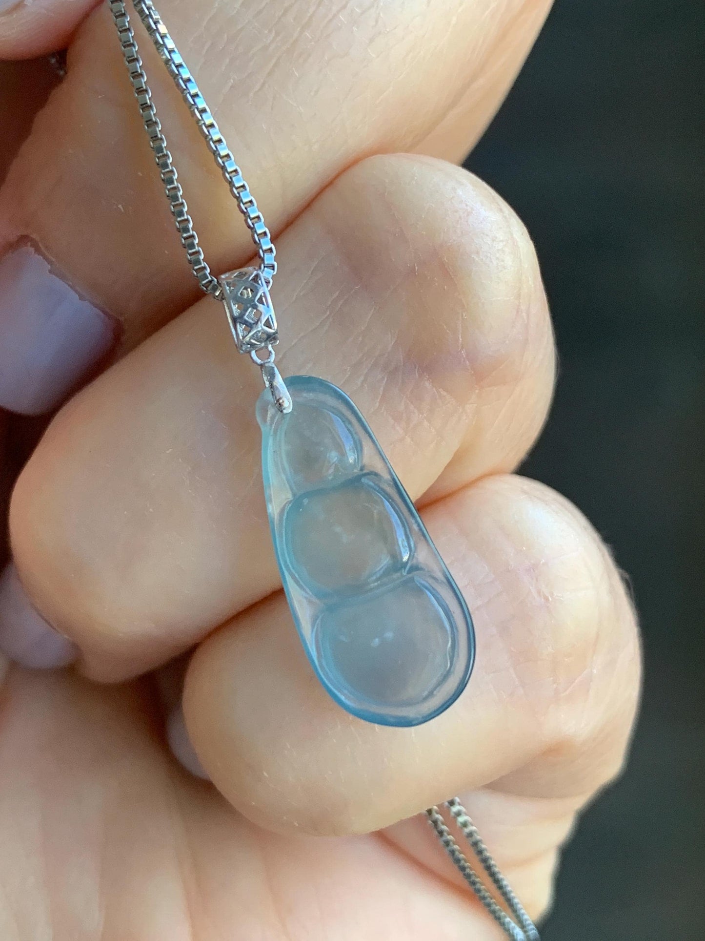 Petite Natural Guatemalan Icy Highly Translucent Gelatinous Light Blue Jadeite Carved Peapod Pendant 18K White Gold 天然冰危浅蓝起光翡翠福豆镶嵌吊坠 XDD712A