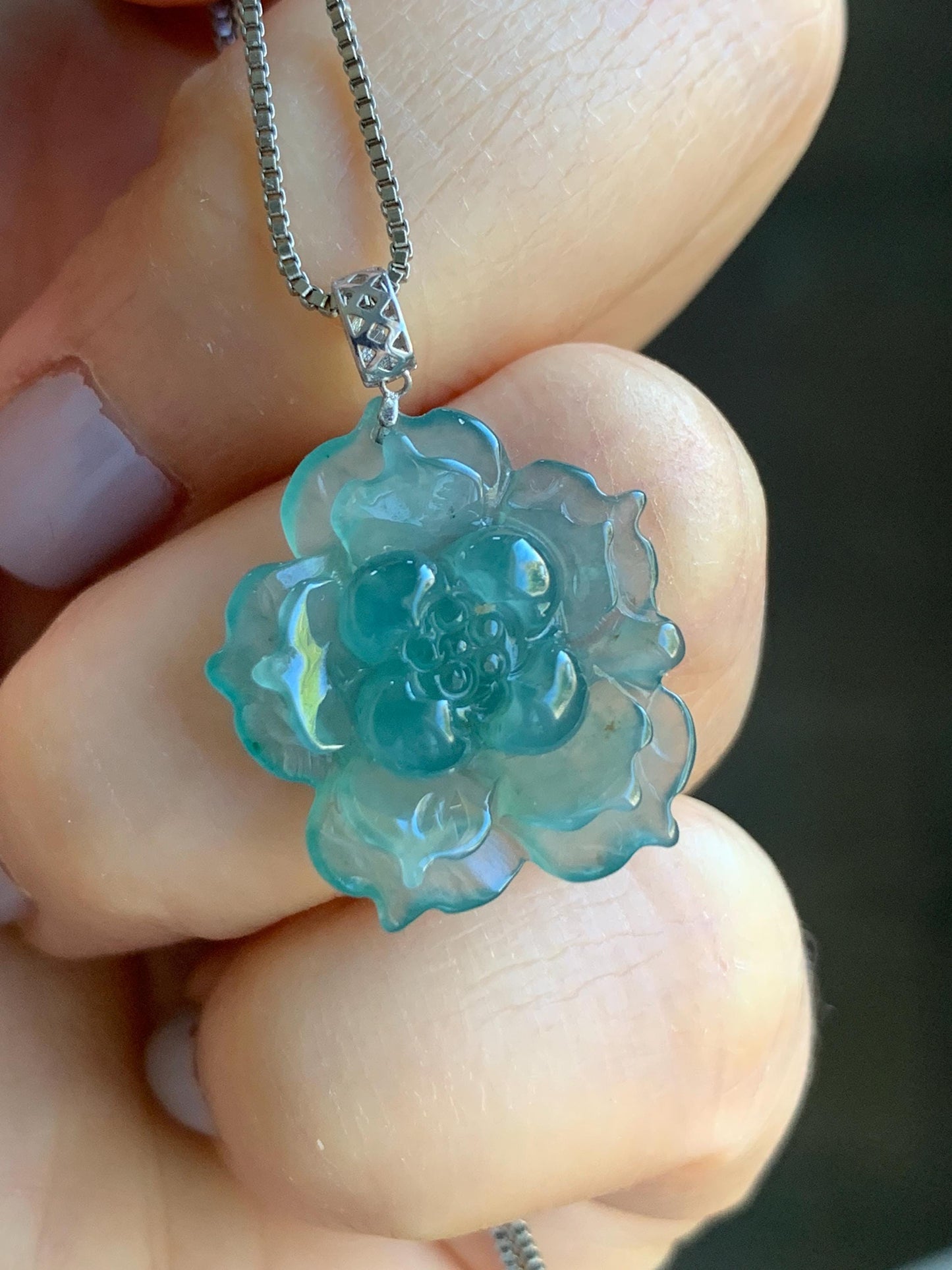 Natural Guatemalan Icy Highly Translucent Teal Blue Jadeite Lotus Flower Pendant 18K White Gold 3g 天然冰危蓝翡翠莲花镶嵌吊坠 DLH620C