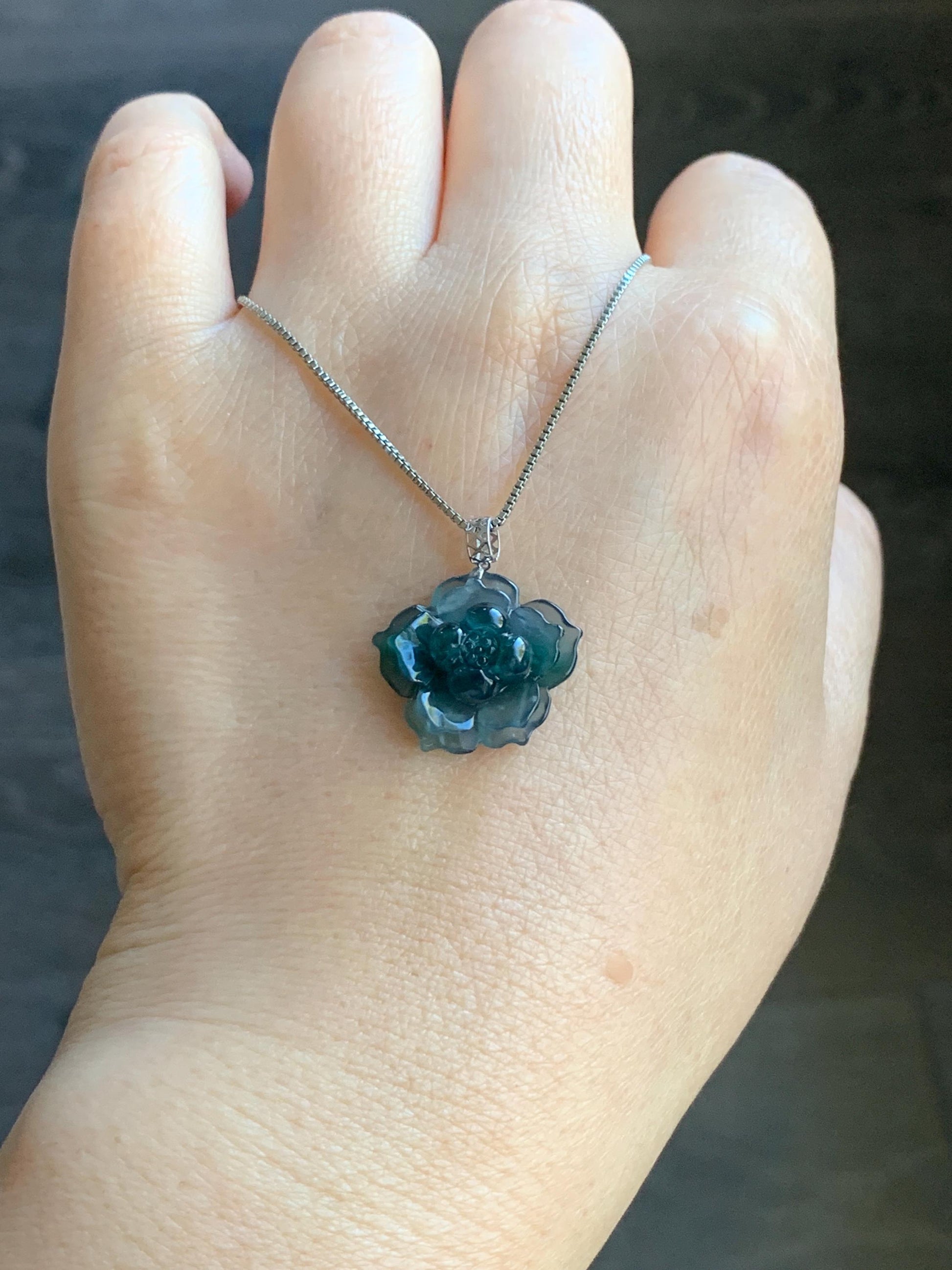 Natural Guatemalan Icy Highly Translucent Deep Indigo Blue Jadeite Lotus Flower Pendant 18K White Gold 2g 天然冰危深蓝翡翠莲花镶嵌吊坠 DLH620B