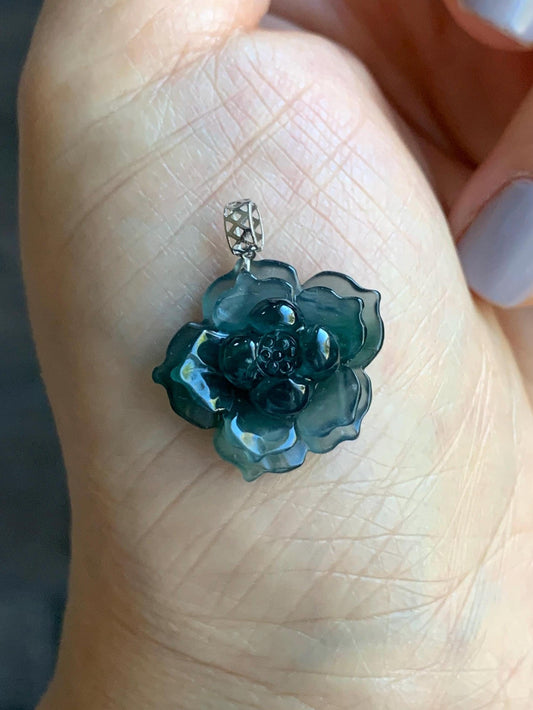 Natural Guatemalan Icy Highly Translucent Deep Indigo Blue Jadeite Lotus Flower Pendant 18K White Gold 2g 天然冰危深蓝翡翠莲花镶嵌吊坠 DLH620B